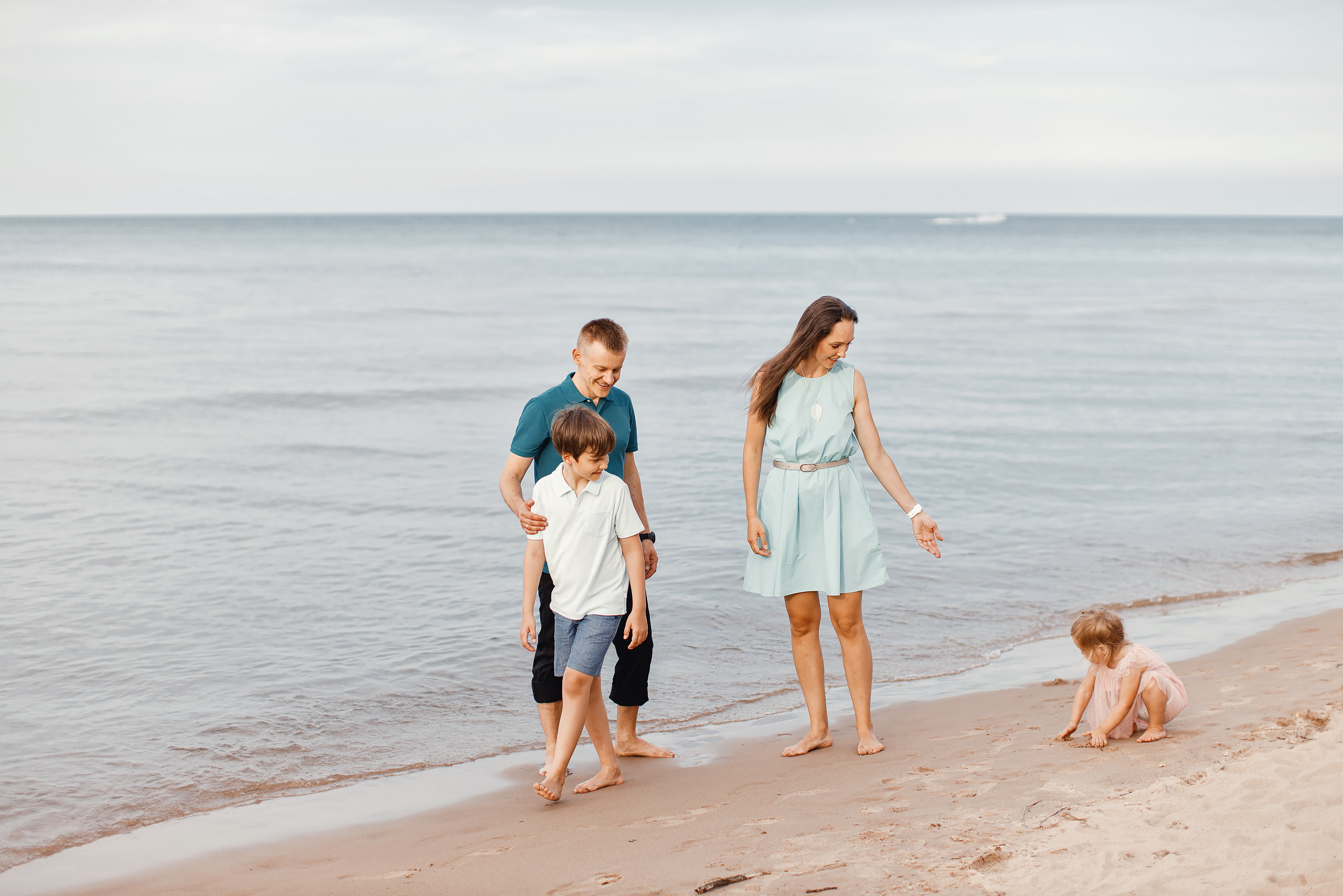 08.09.2020 Family photoshoot. Wedding family event photographer in Chicago Nick Yushevich