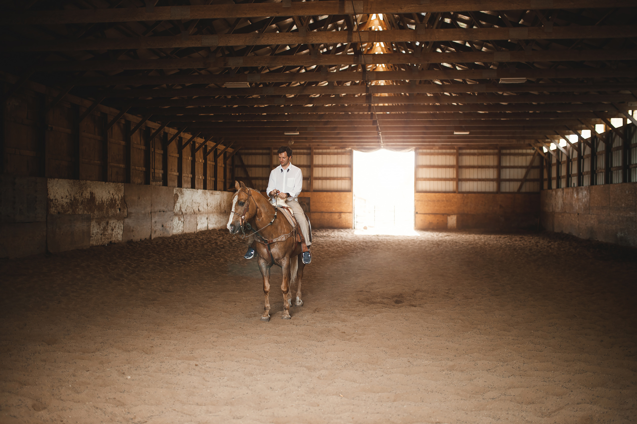 05.24.2020 Horse Farm. Wedding family event photographer in Chicago Nick Yushevich