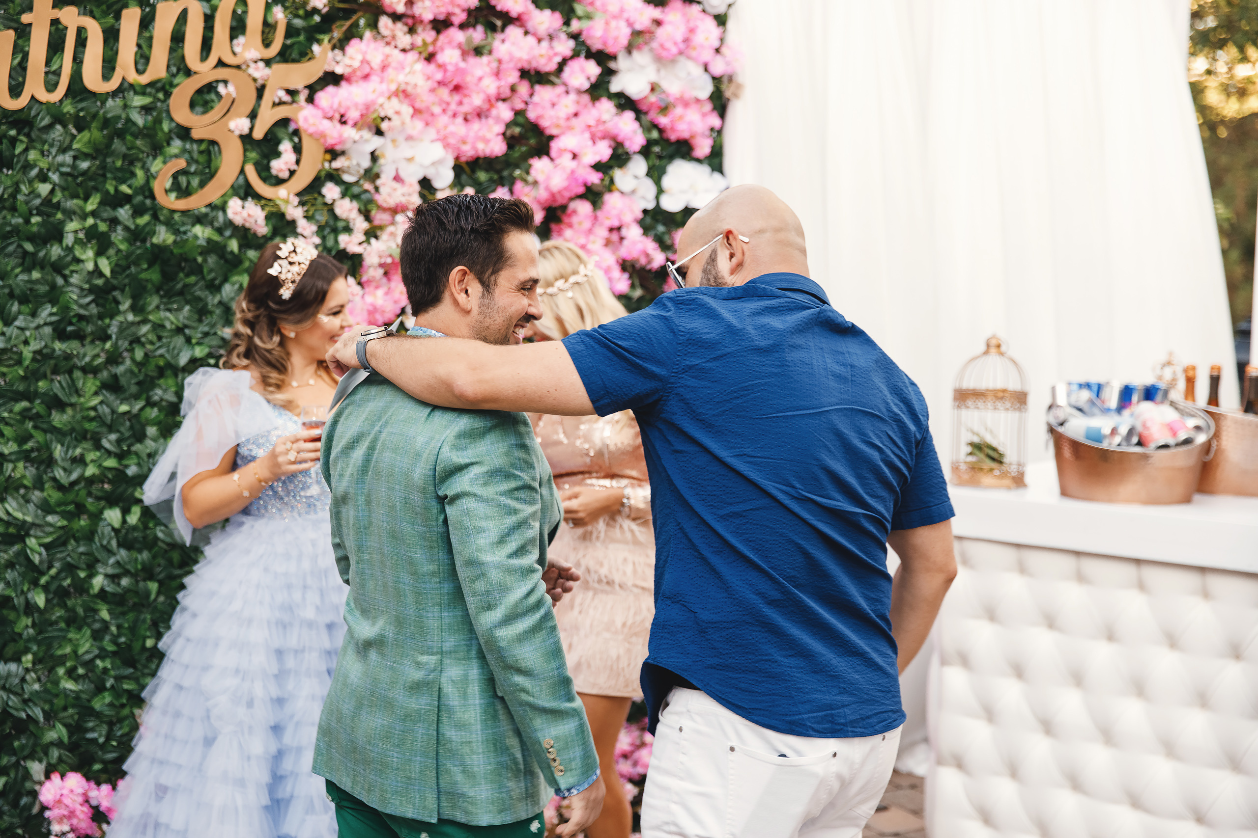 Katrina’s birthday. Wedding family event photographer in Chicago Nick Yushevich