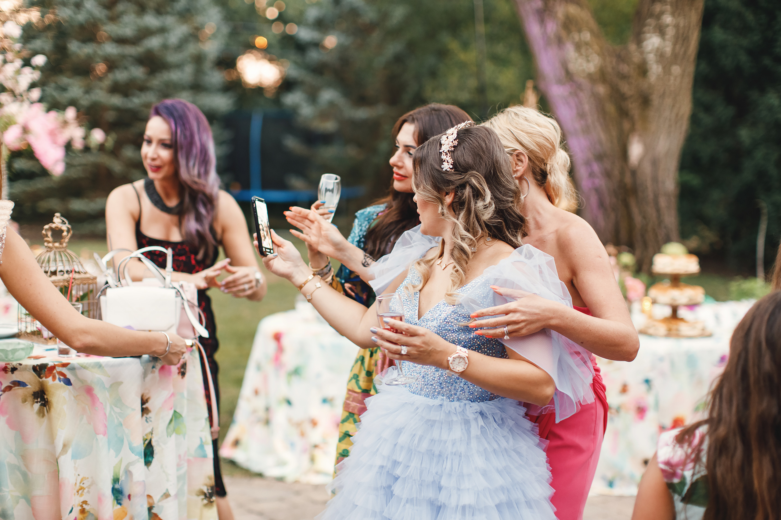 Katrina’s birthday. Wedding family event photographer in Chicago Nick Yushevich