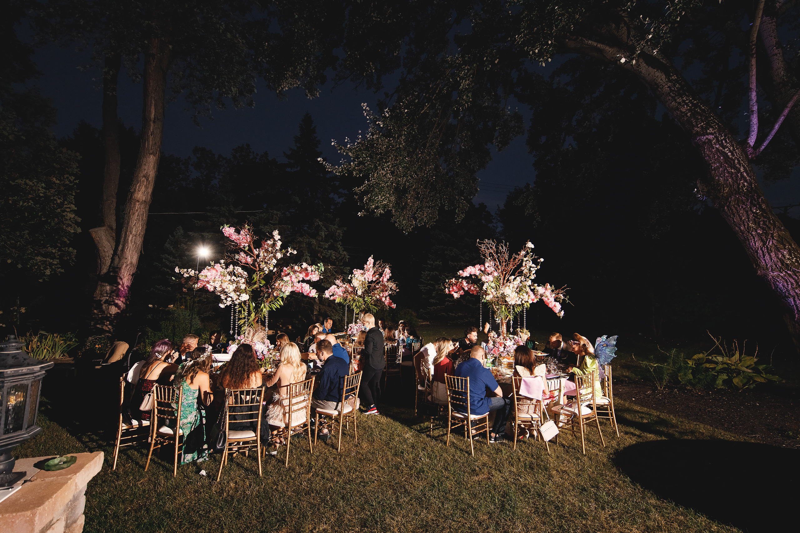 Katrina’s birthday. Wedding family event photographer in Chicago Nick Yushevich