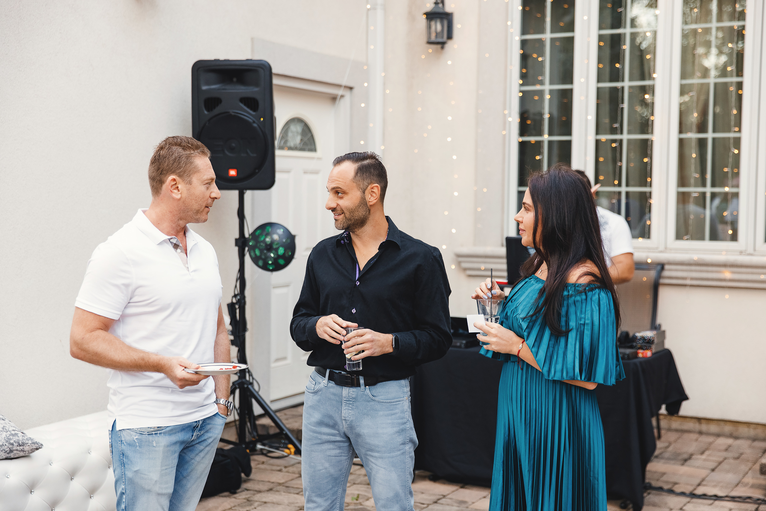 Katrina’s birthday. Wedding family event photographer in Chicago Nick Yushevich