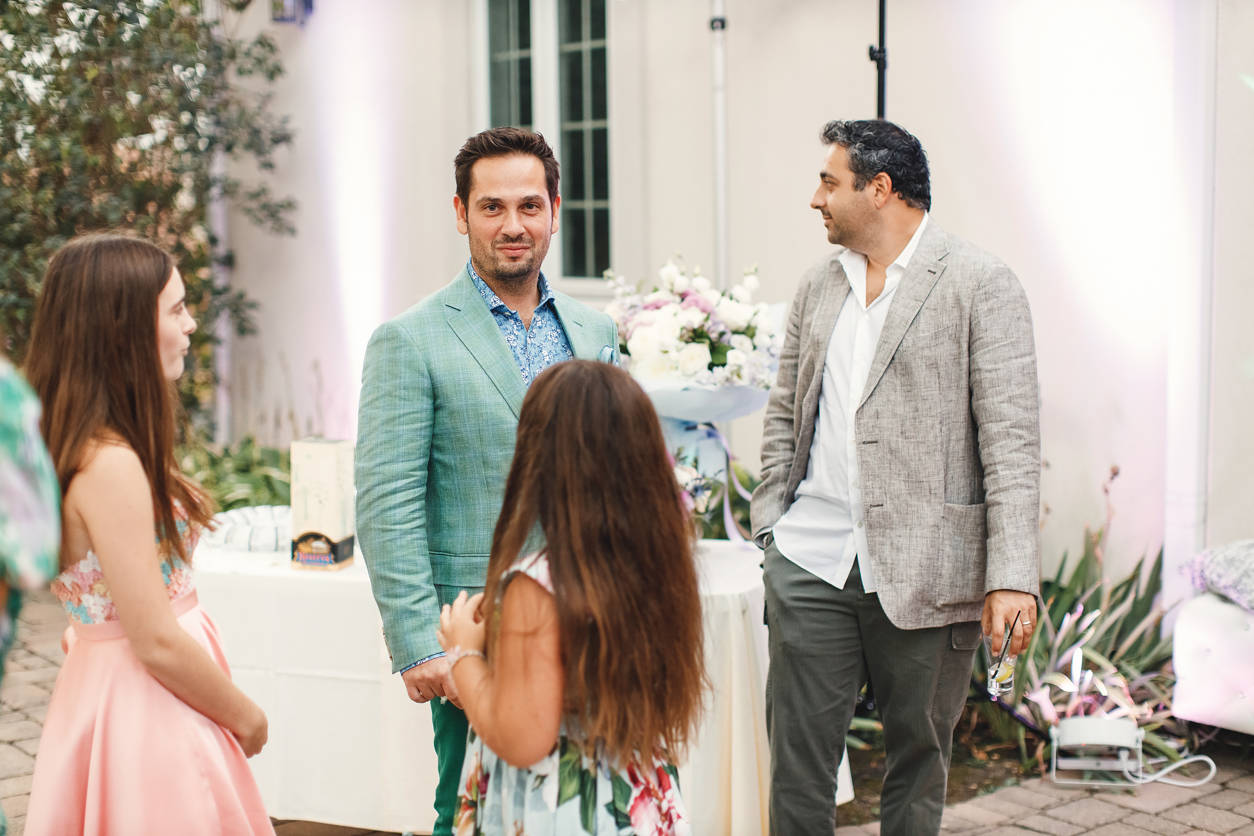 Katrina’s birthday. Wedding family event photographer in Chicago Nick Yushevich