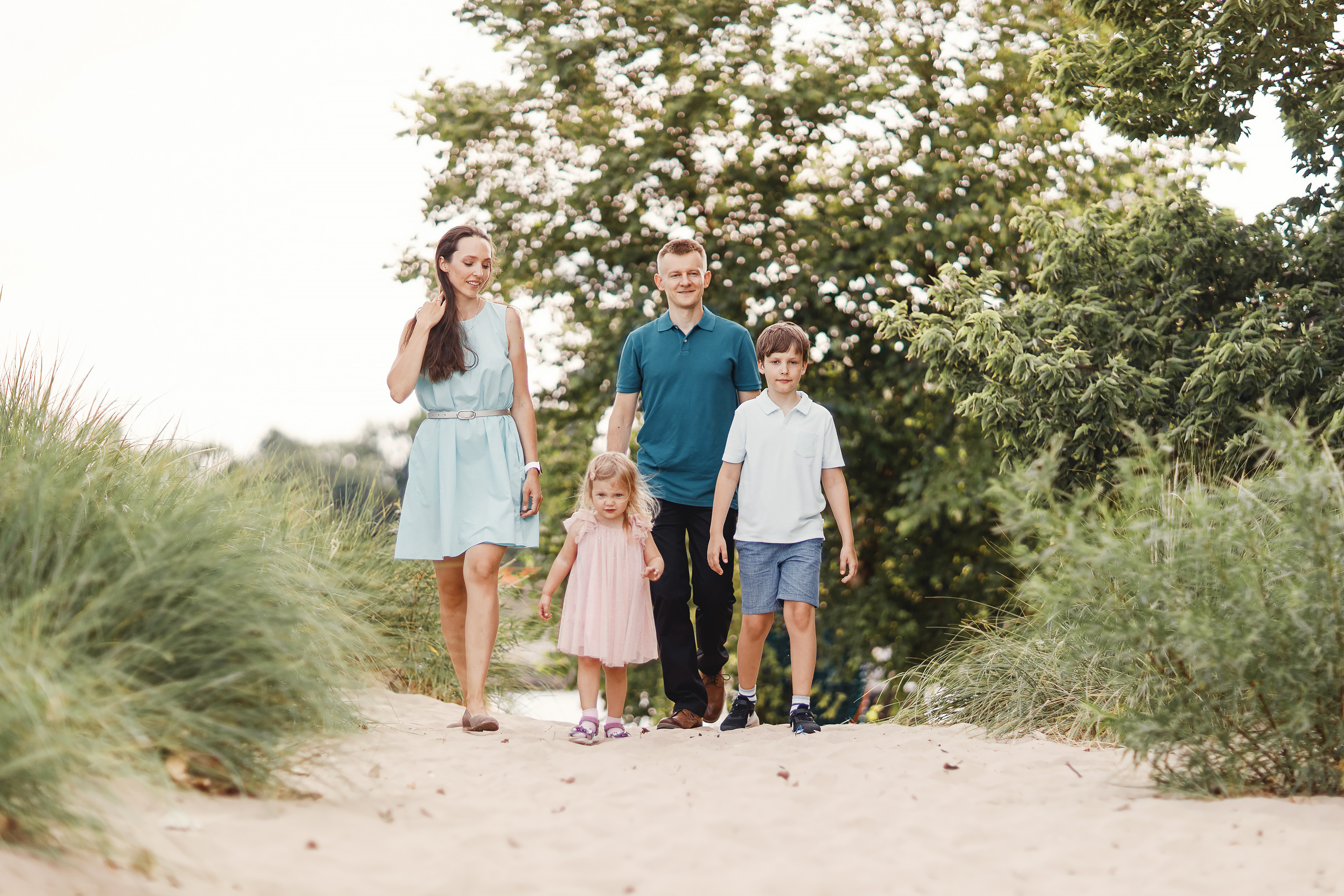 08.09.2020 Family photoshoot. Wedding family event photographer in Chicago Nick Yushevich