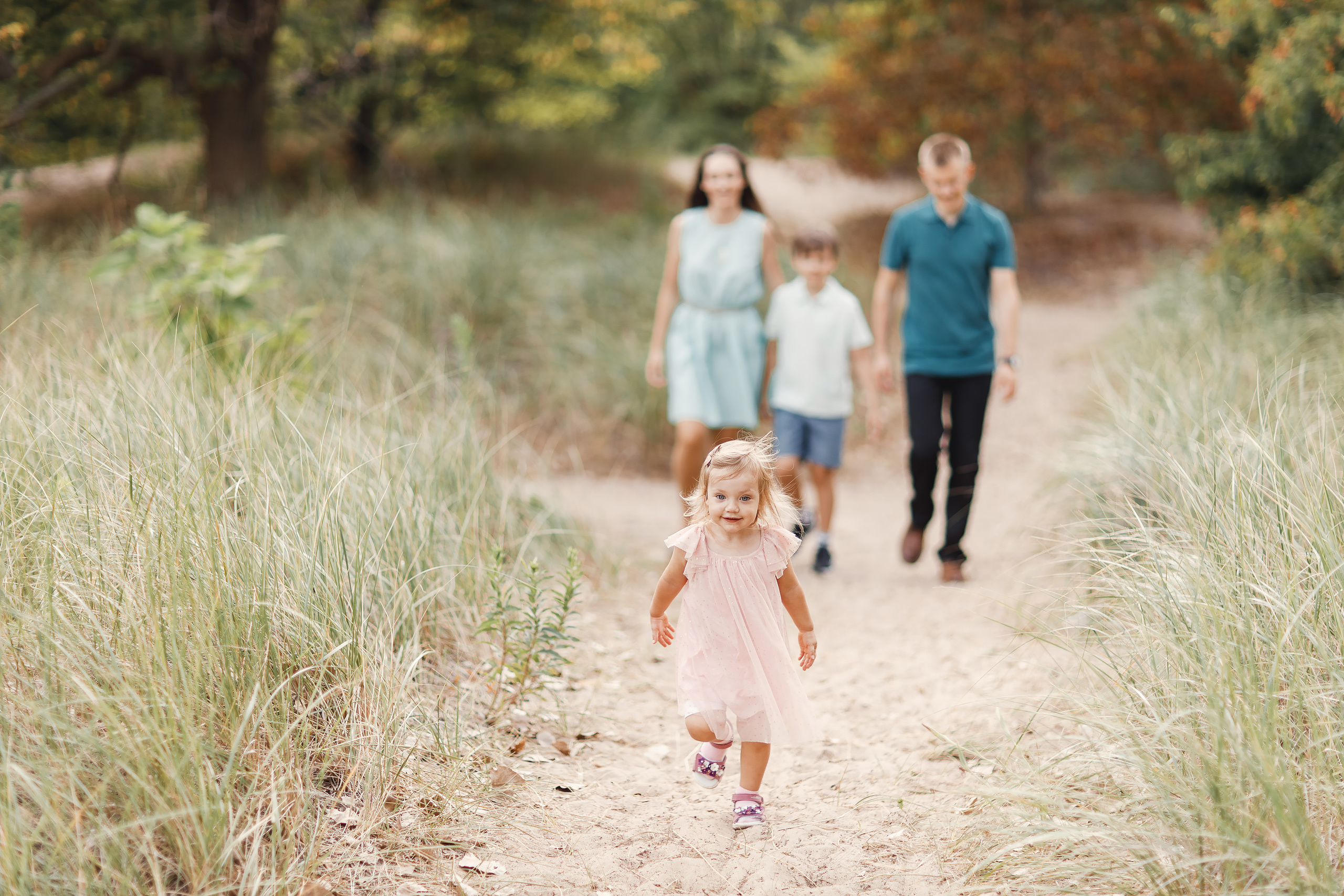 08.09.2020 Family photoshoot. Wedding family event photographer in Chicago Nick Yushevich