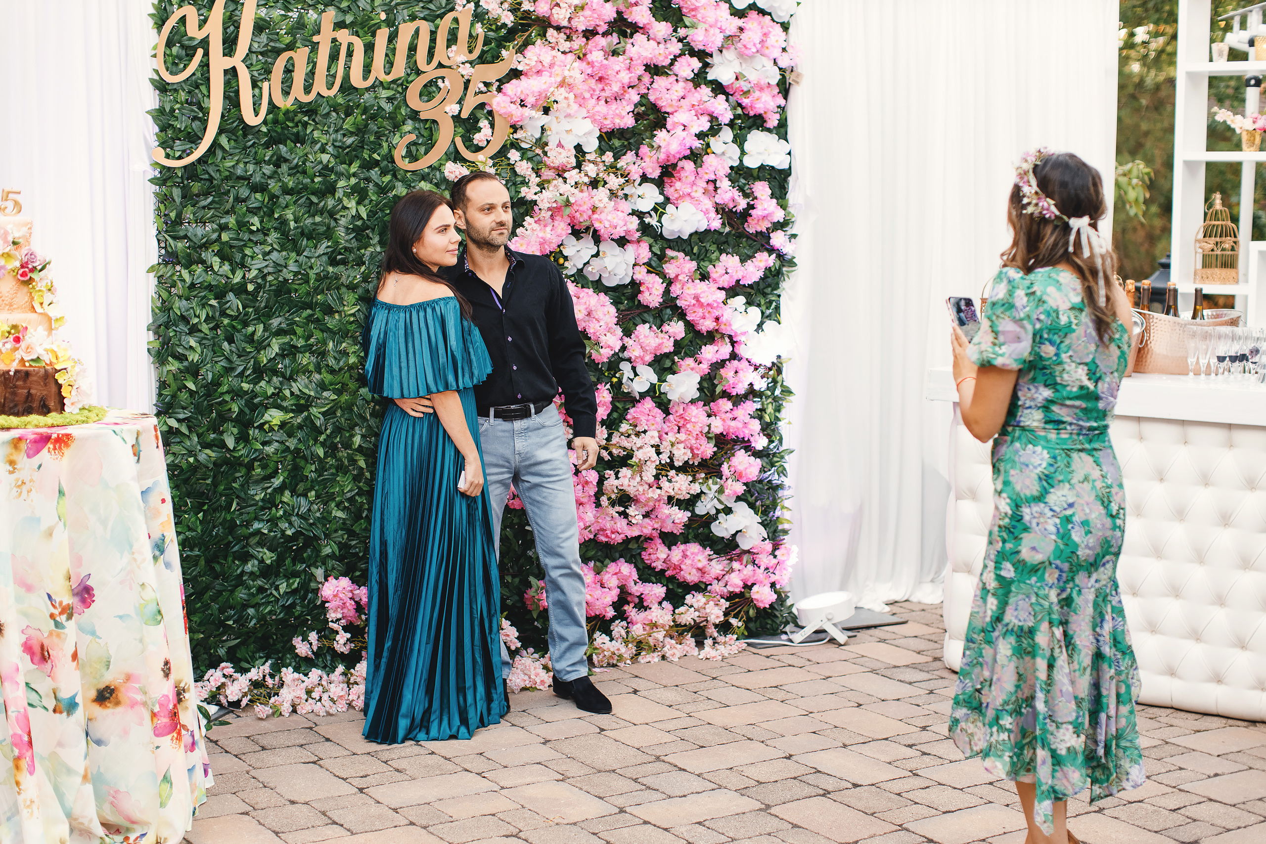 Katrina’s birthday. Wedding family event photographer in Chicago Nick Yushevich