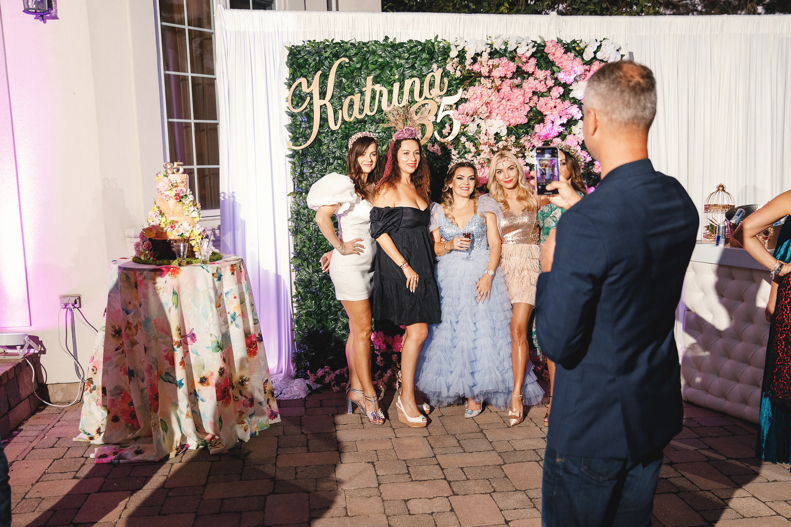 Katrina’s birthday. Wedding family event photographer in Chicago Nick Yushevich