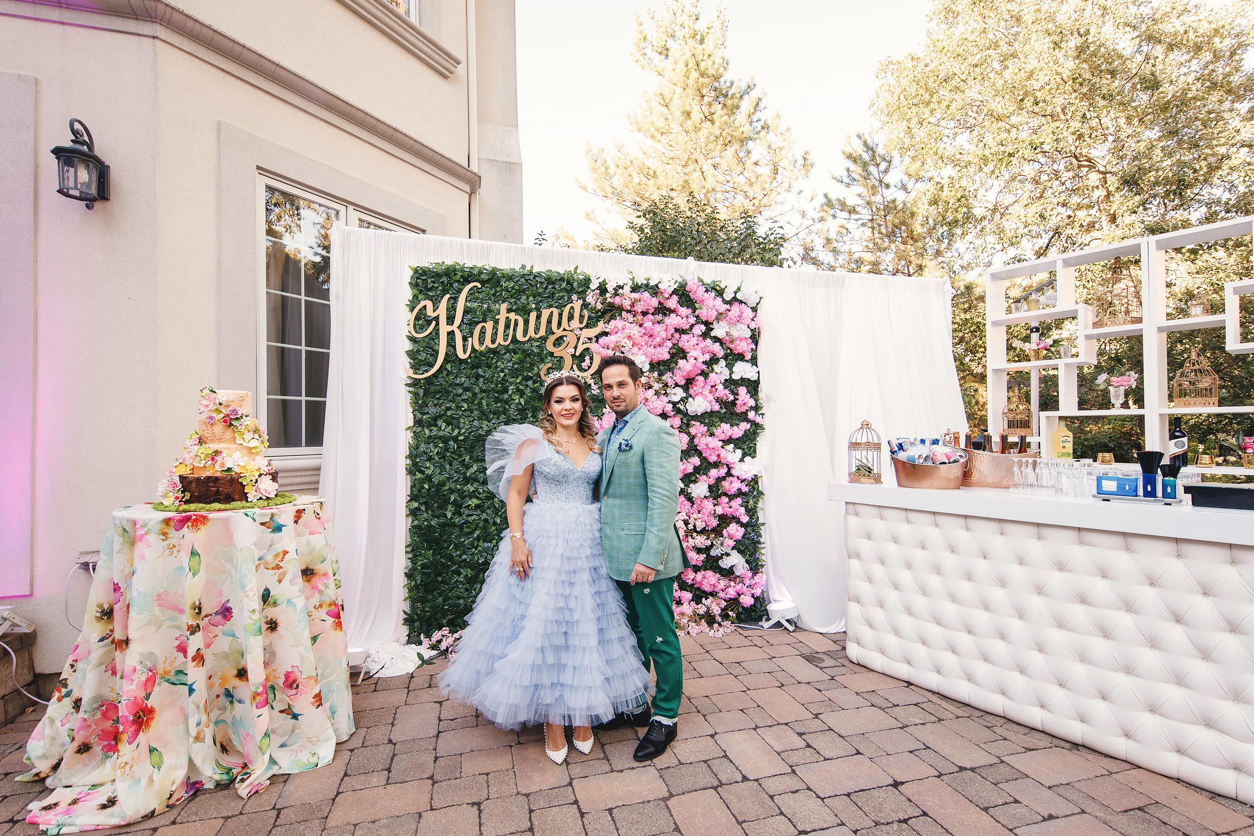 Katrina’s birthday. Wedding family event photographer in Chicago Nick Yushevich