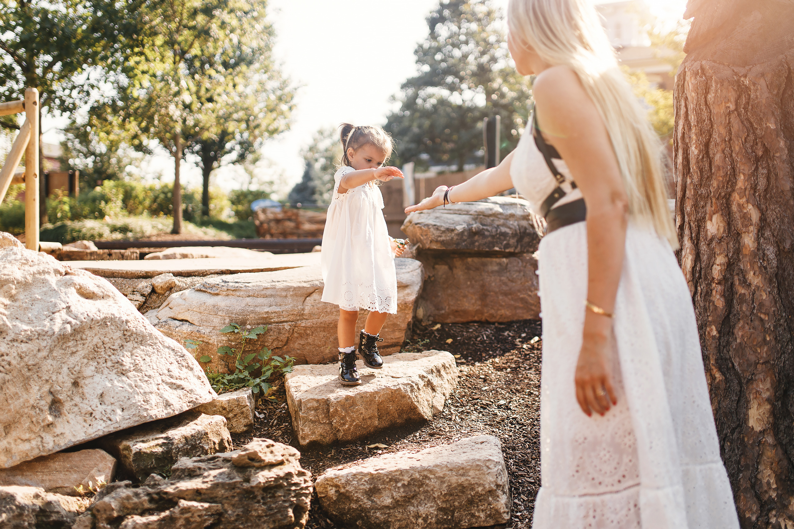 09.06.2020 Family photoshoot. Wedding family event photographer in Chicago Nick Yushevich