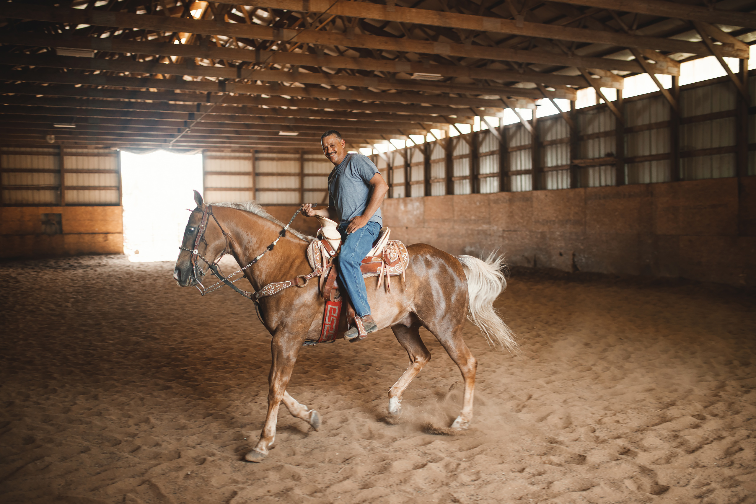 05.24.2020 Horse Farm. Wedding family event photographer in Chicago Nick Yushevich
