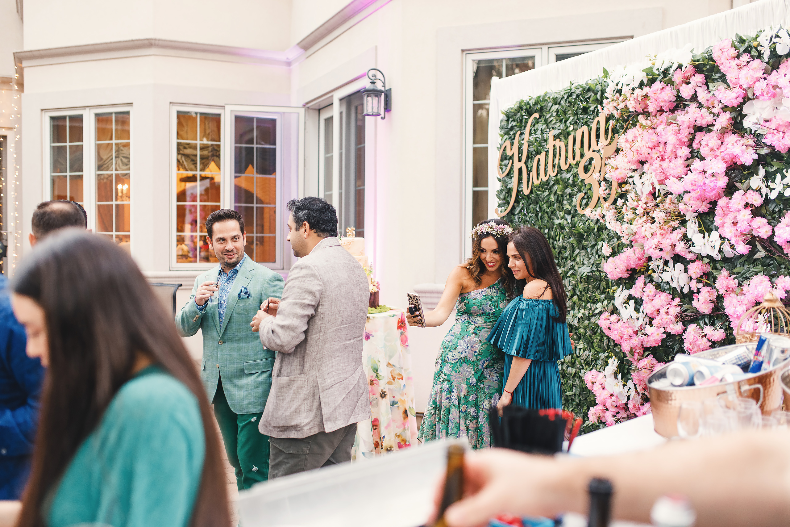 Katrina’s birthday. Wedding family event photographer in Chicago Nick Yushevich