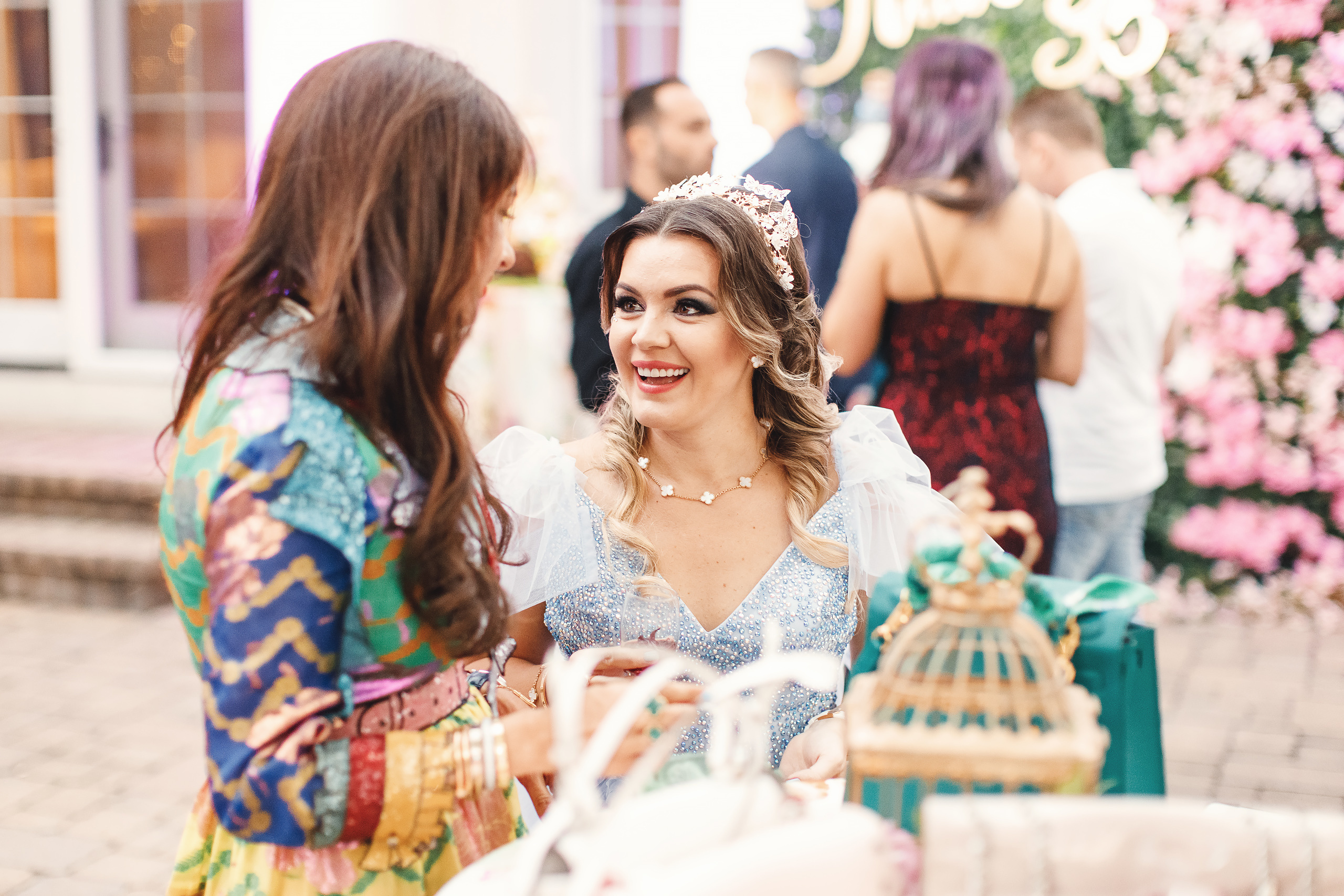 Katrina’s birthday. Wedding family event photographer in Chicago Nick Yushevich