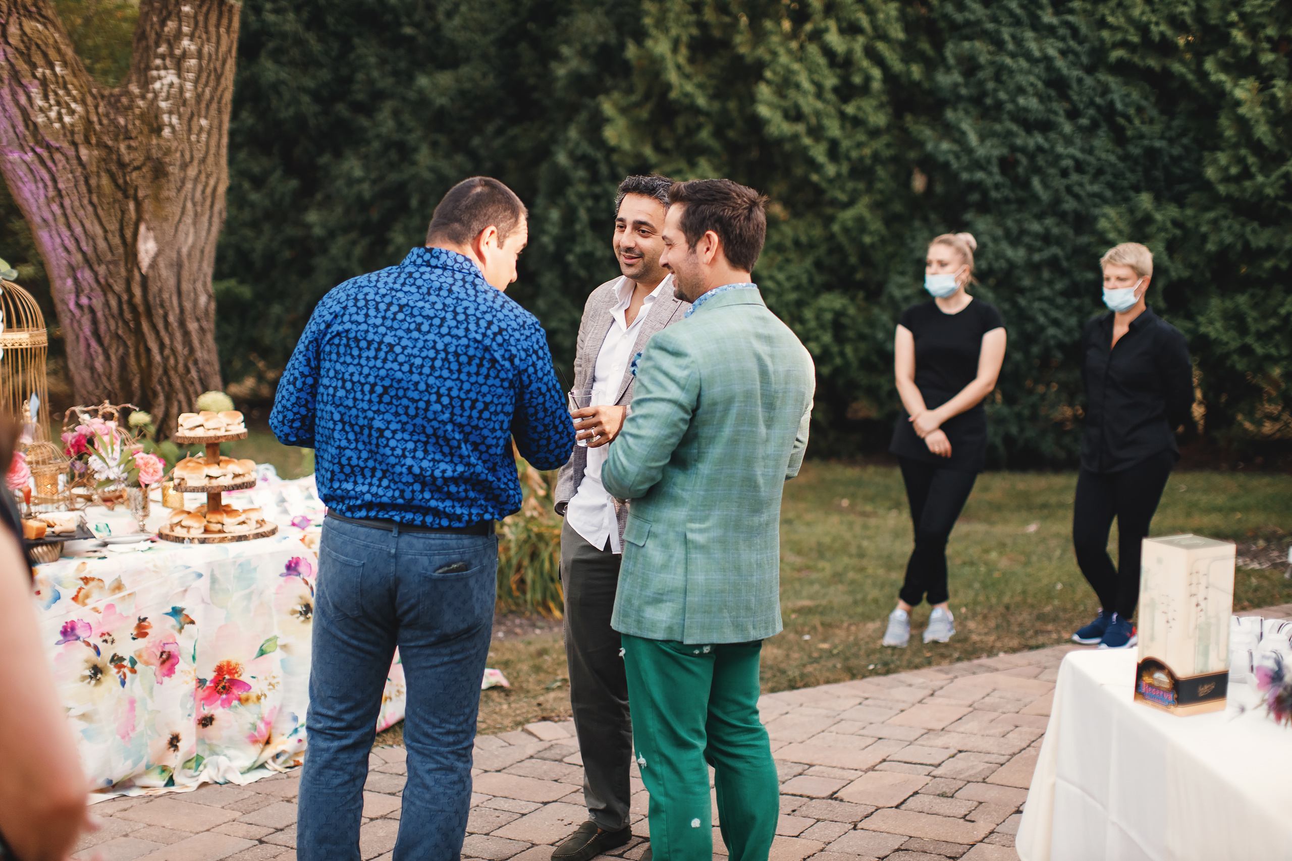 Katrina’s birthday. Wedding family event photographer in Chicago Nick Yushevich