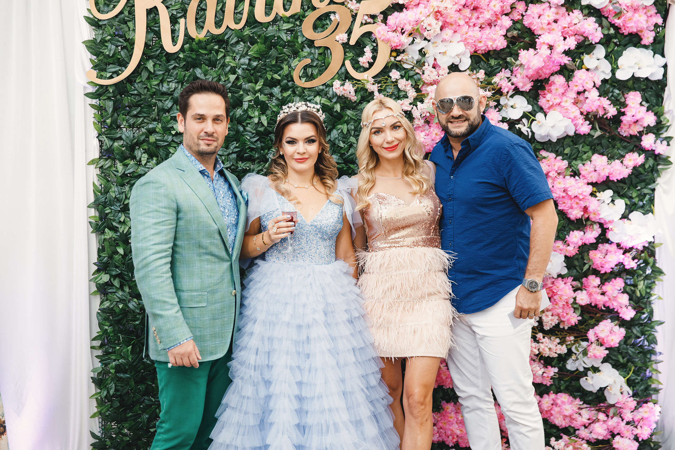 Katrina’s birthday. Wedding family event photographer in Chicago Nick Yushevich