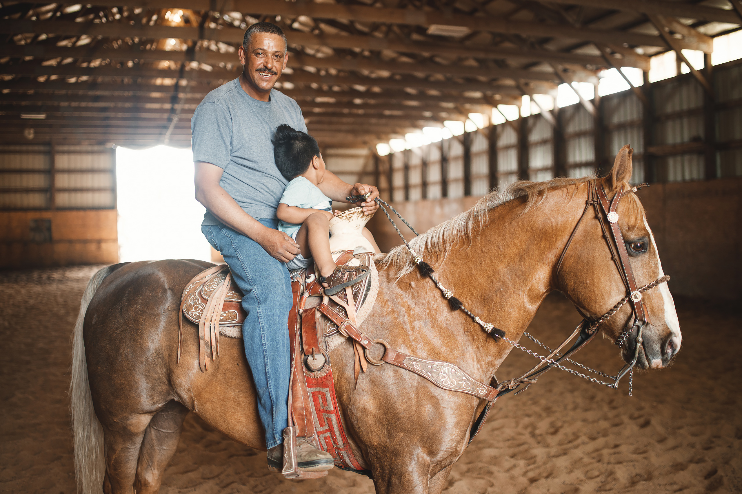 05.24.2020 Horse Farm. Wedding family event photographer in Chicago Nick Yushevich