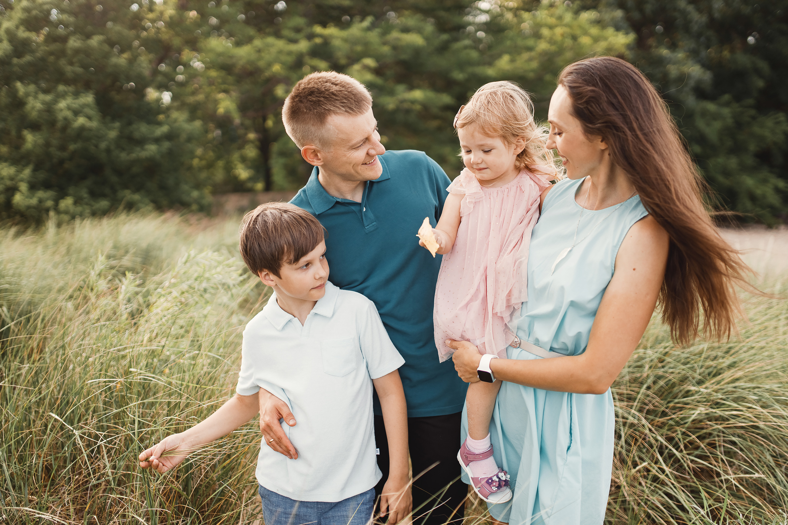 08.09.2020 Family photoshoot. Wedding family event photographer in Chicago Nick Yushevich
