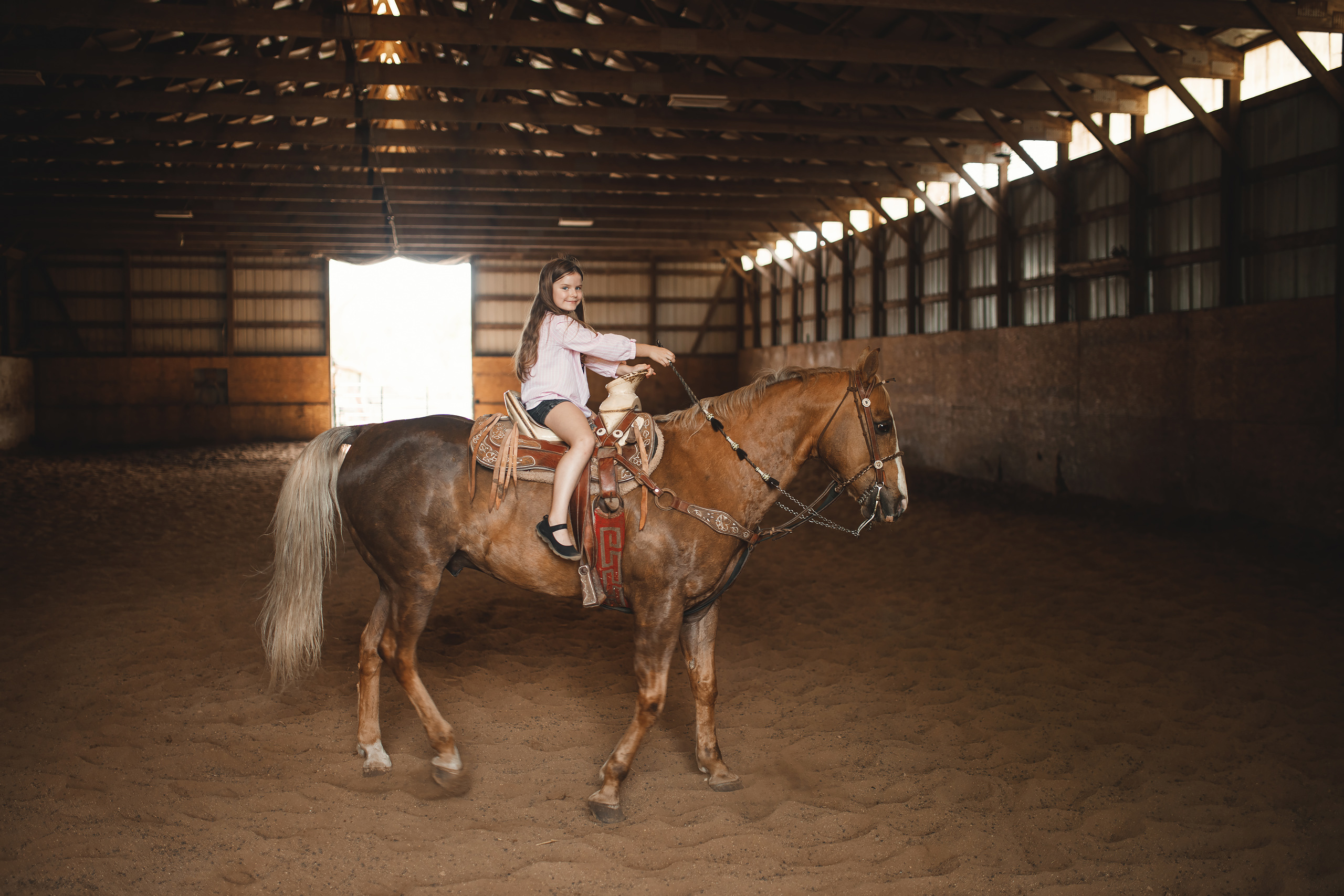 05.24.2020 Horse Farm. Wedding family event photographer in Chicago Nick Yushevich
