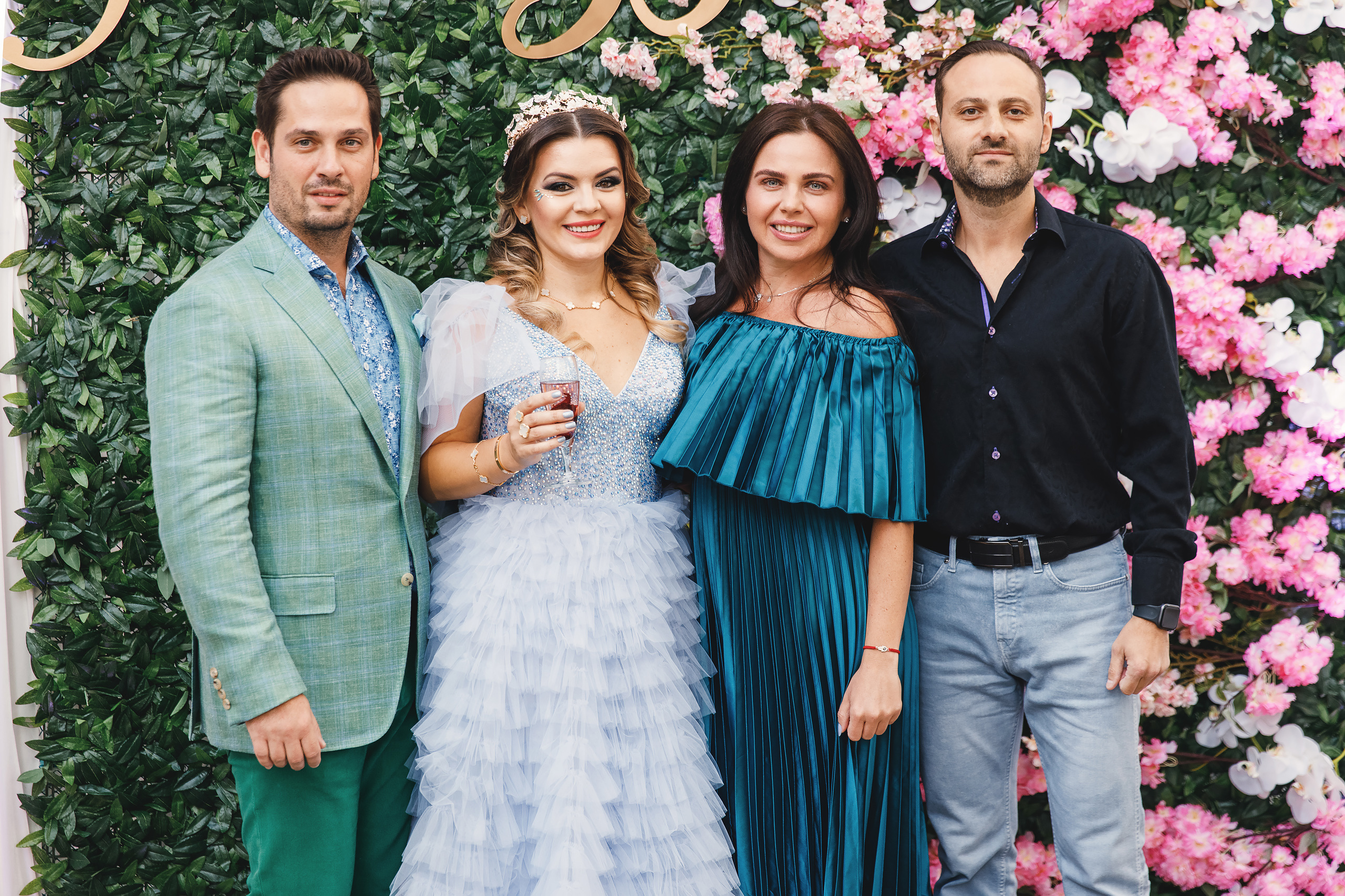 Katrina’s birthday. Wedding family event photographer in Chicago Nick Yushevich