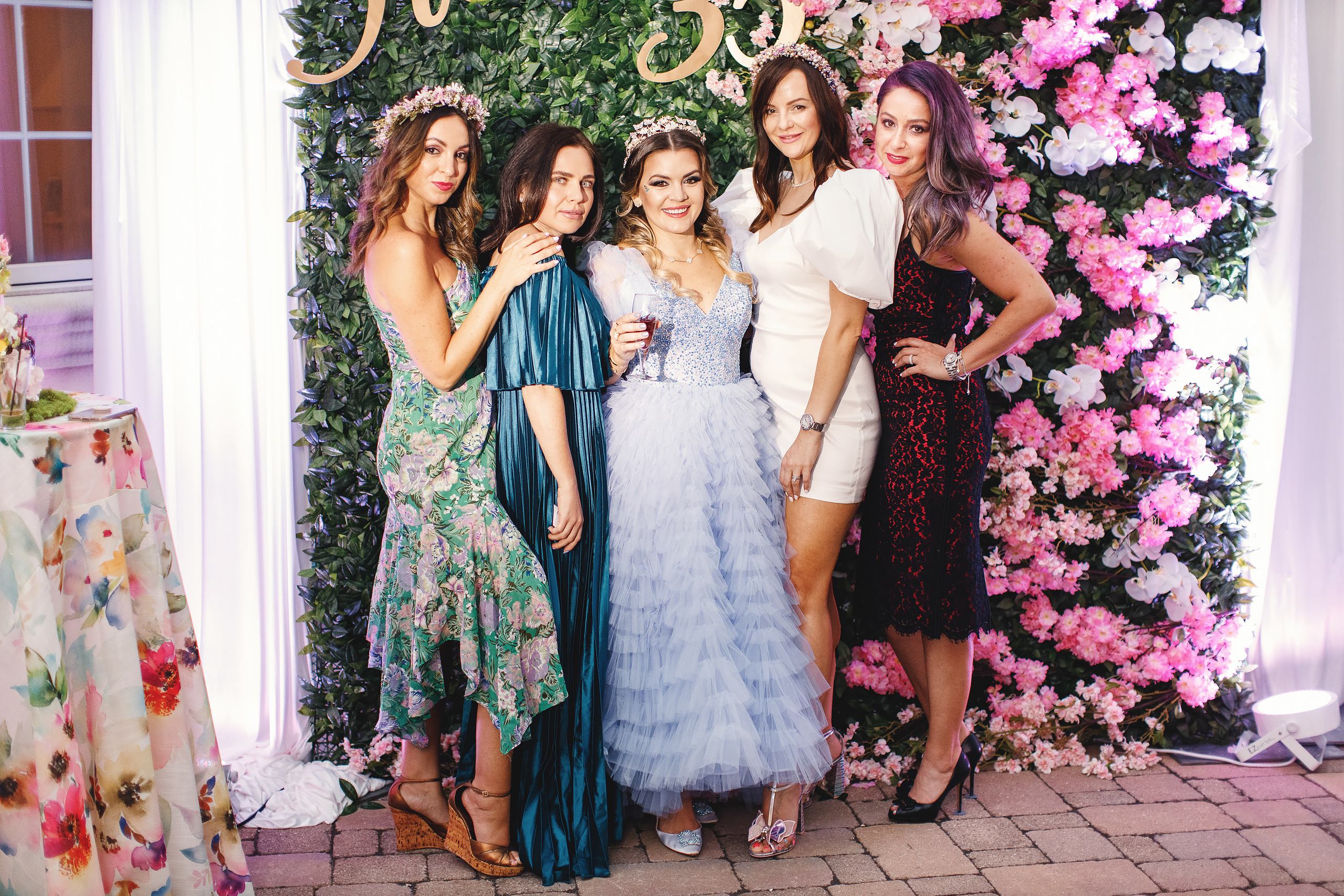 Katrina’s birthday. Wedding family event photographer in Chicago Nick Yushevich