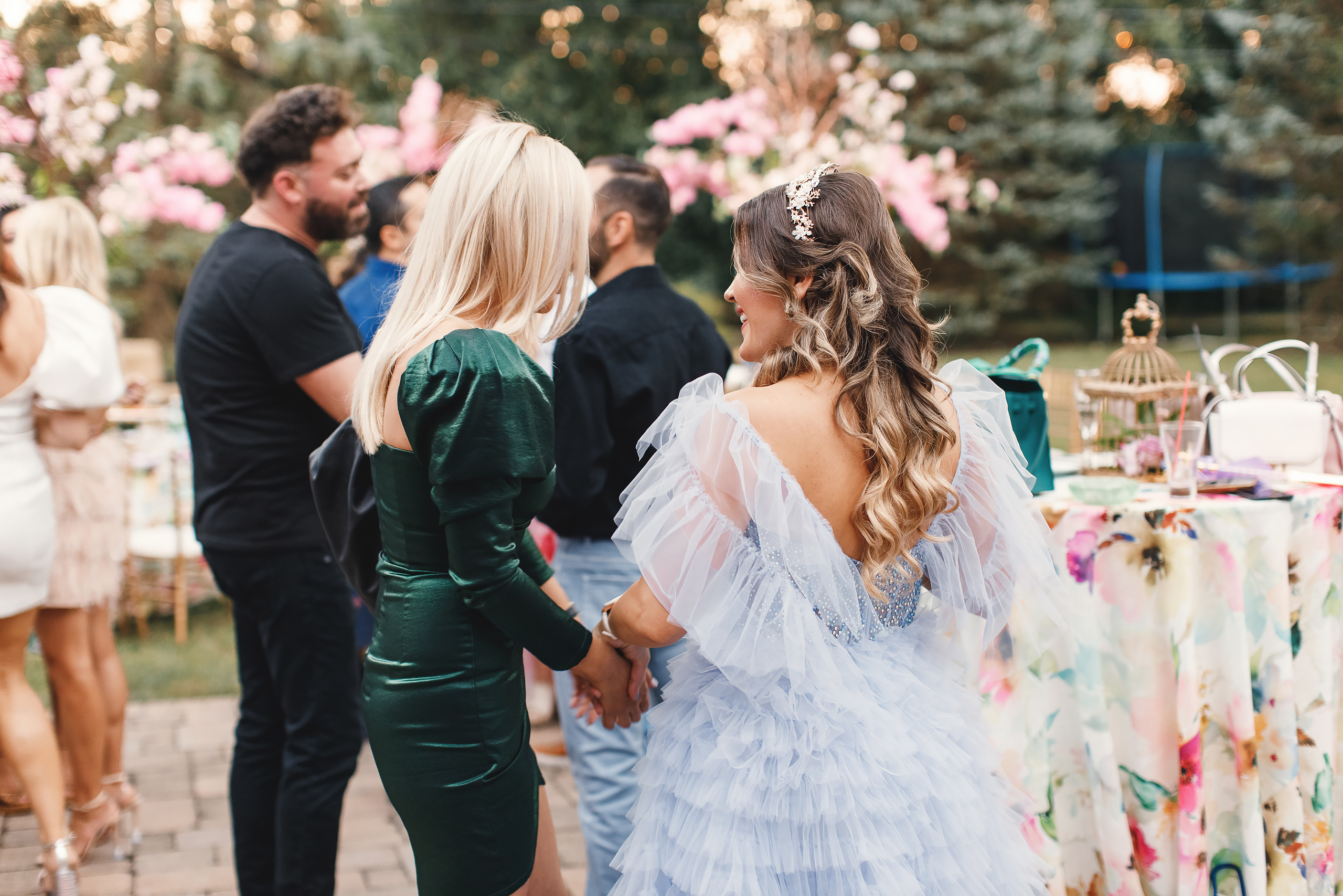 Katrina’s birthday. Wedding family event photographer in Chicago Nick Yushevich