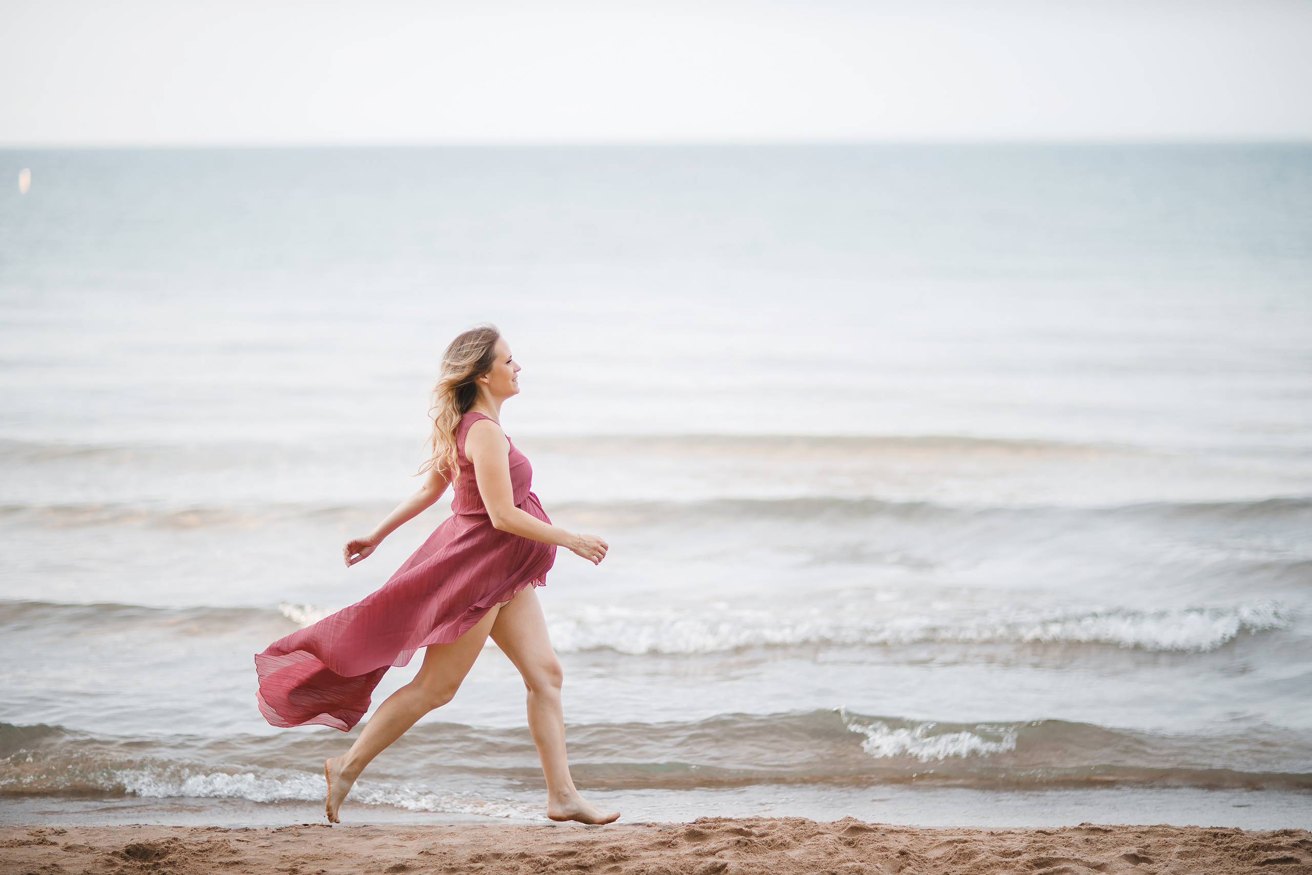 21,06,2020 Walk to the beach. Wedding family event photographer in Chicago Nick Yushevich
