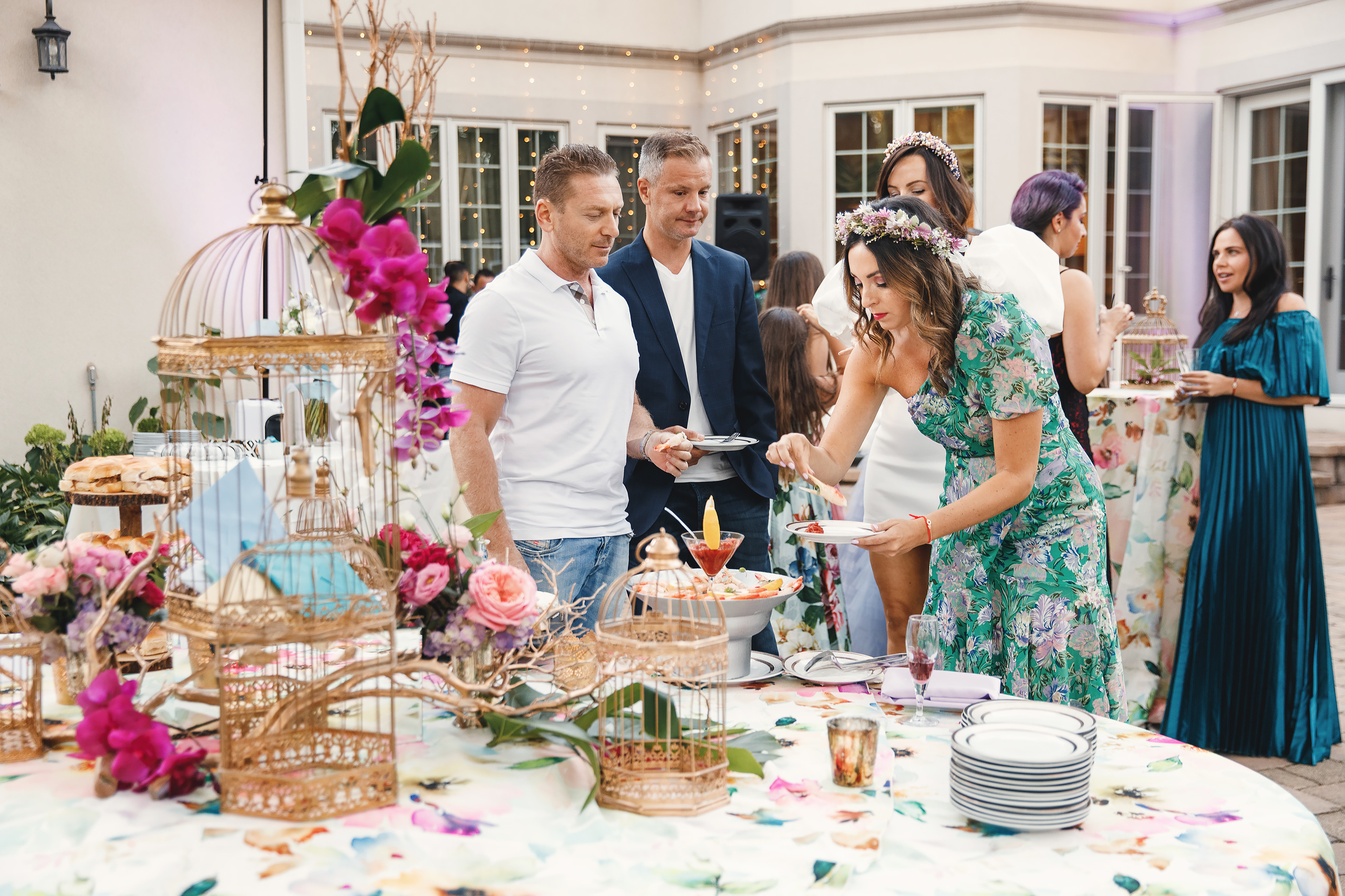 Katrina’s birthday. Wedding family event photographer in Chicago Nick Yushevich