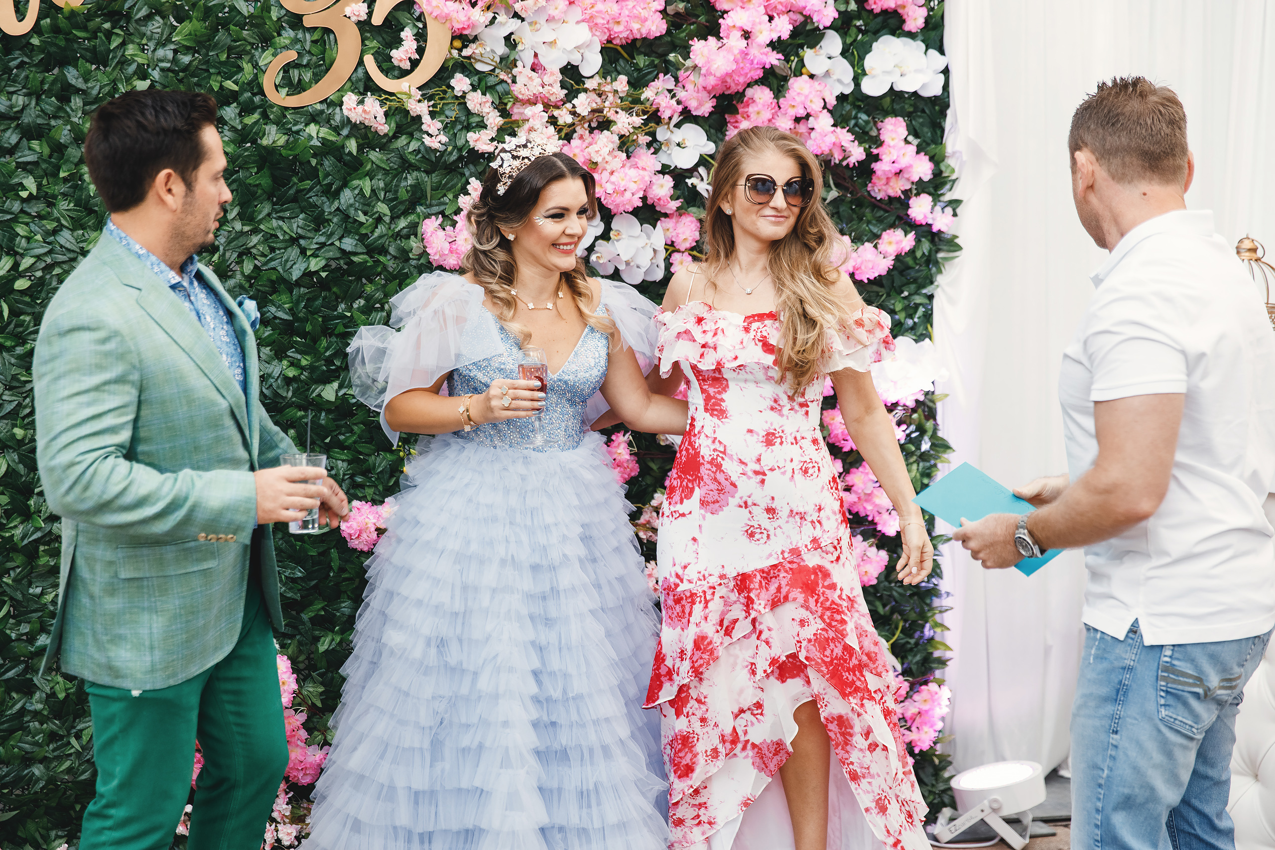 Katrina’s birthday. Wedding family event photographer in Chicago Nick Yushevich