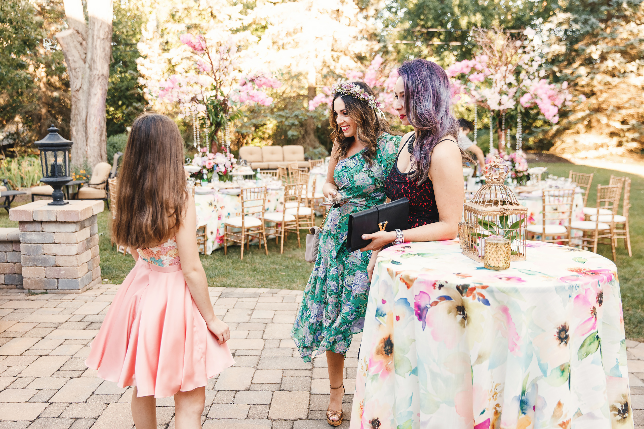 Katrina’s birthday. Wedding family event photographer in Chicago Nick Yushevich