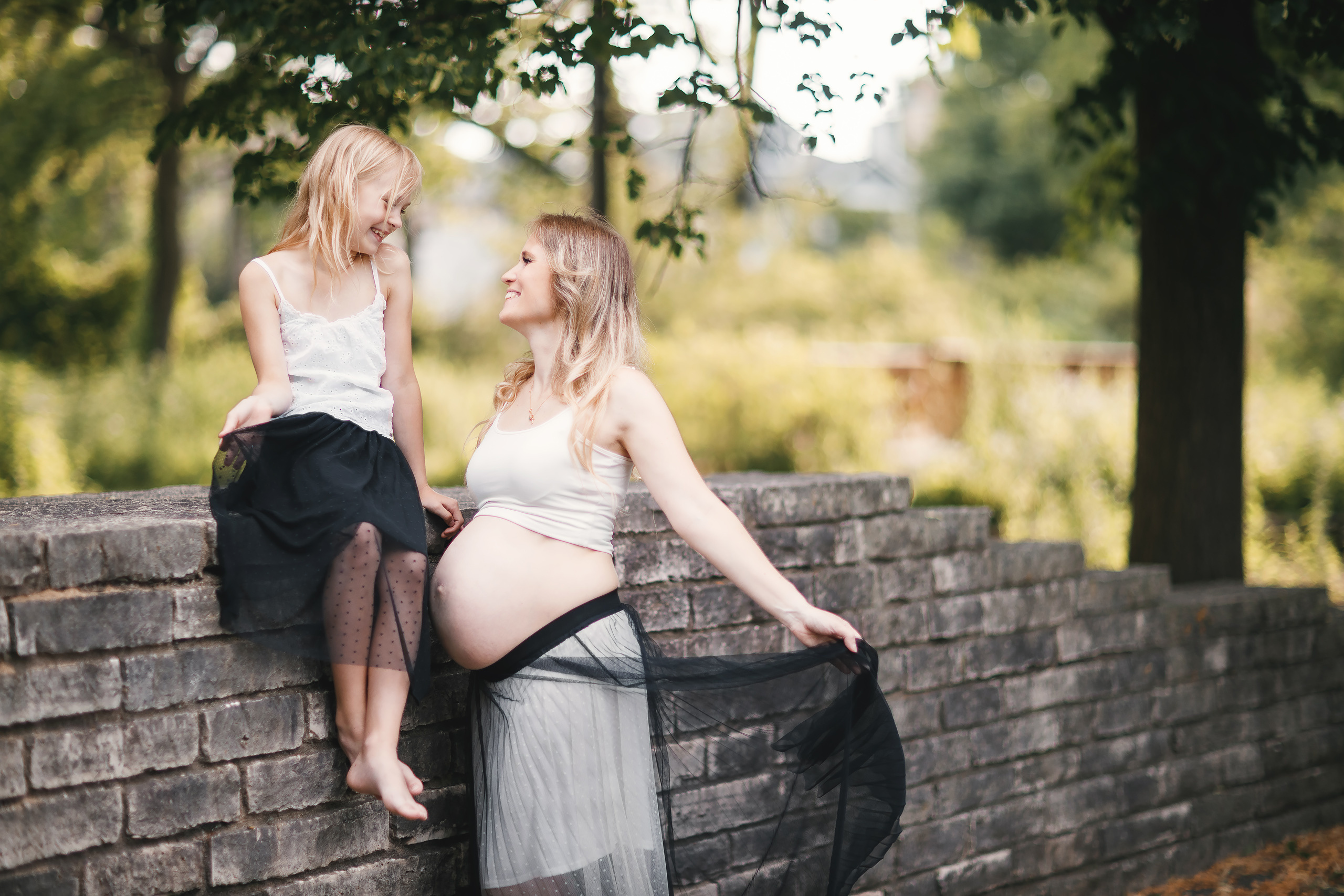 21,06,2020 Walk to the beach. Wedding family event photographer in Chicago Nick Yushevich
