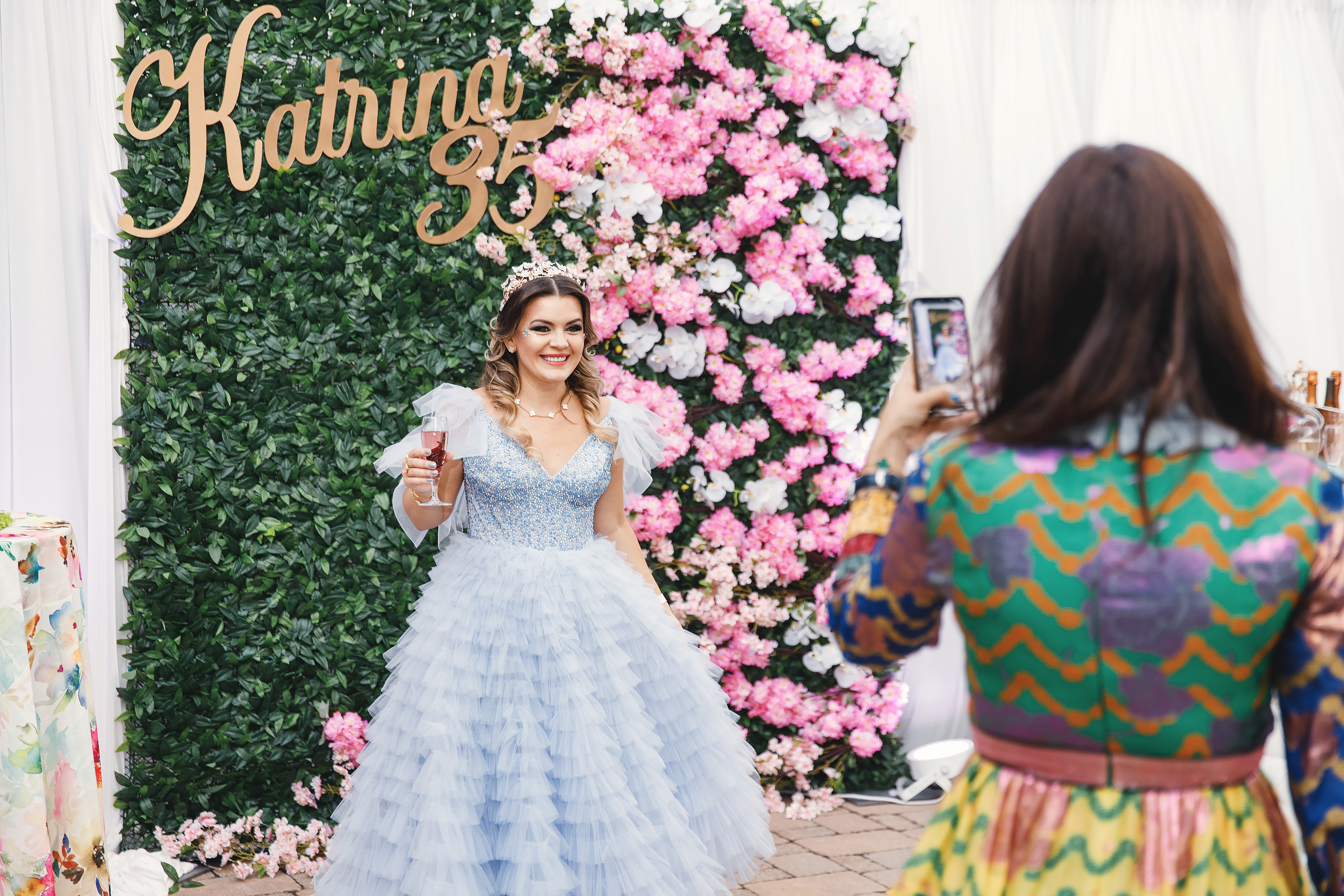 Katrina’s birthday. Wedding family event photographer in Chicago Nick Yushevich