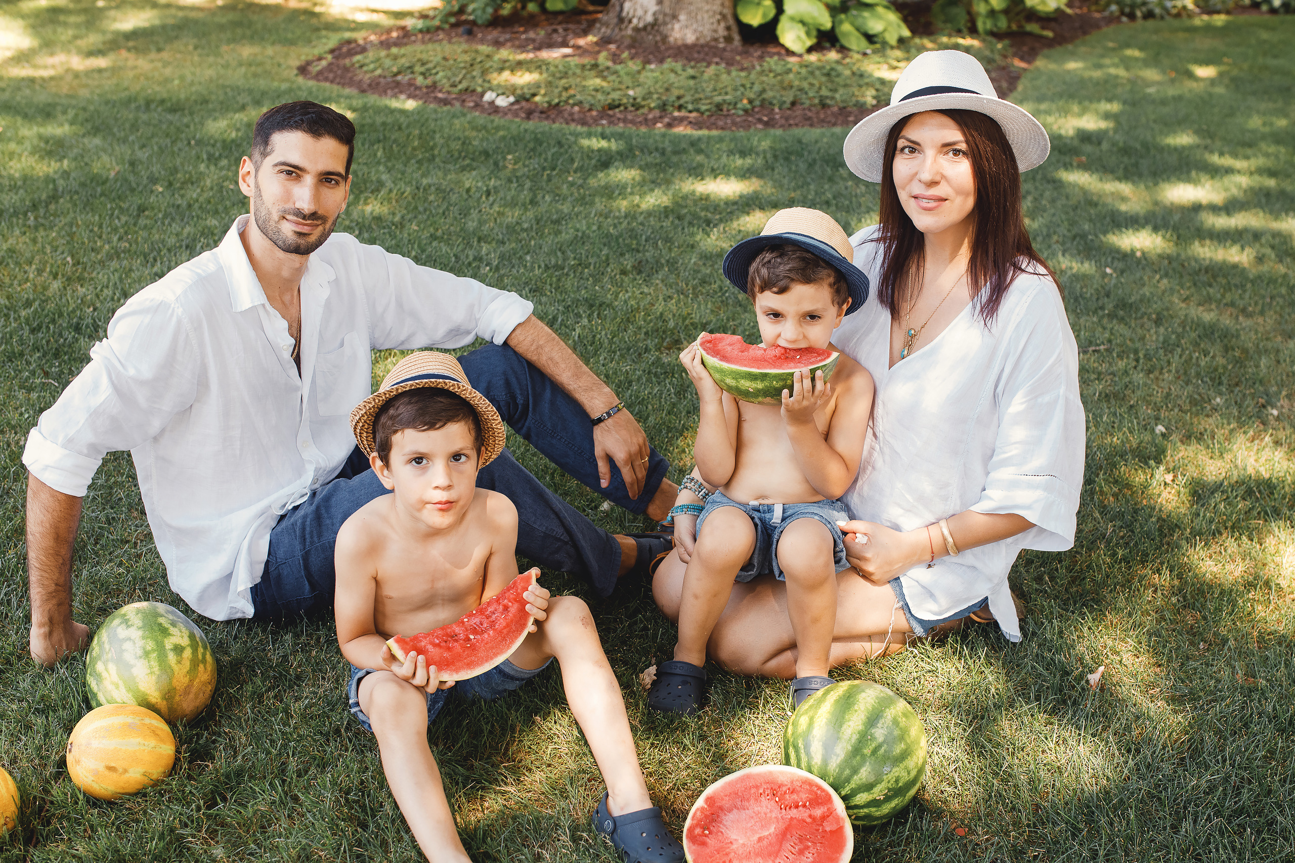 08.16.2020 Family photoshoot. Wedding family event photographer in Chicago Nick Yushevich