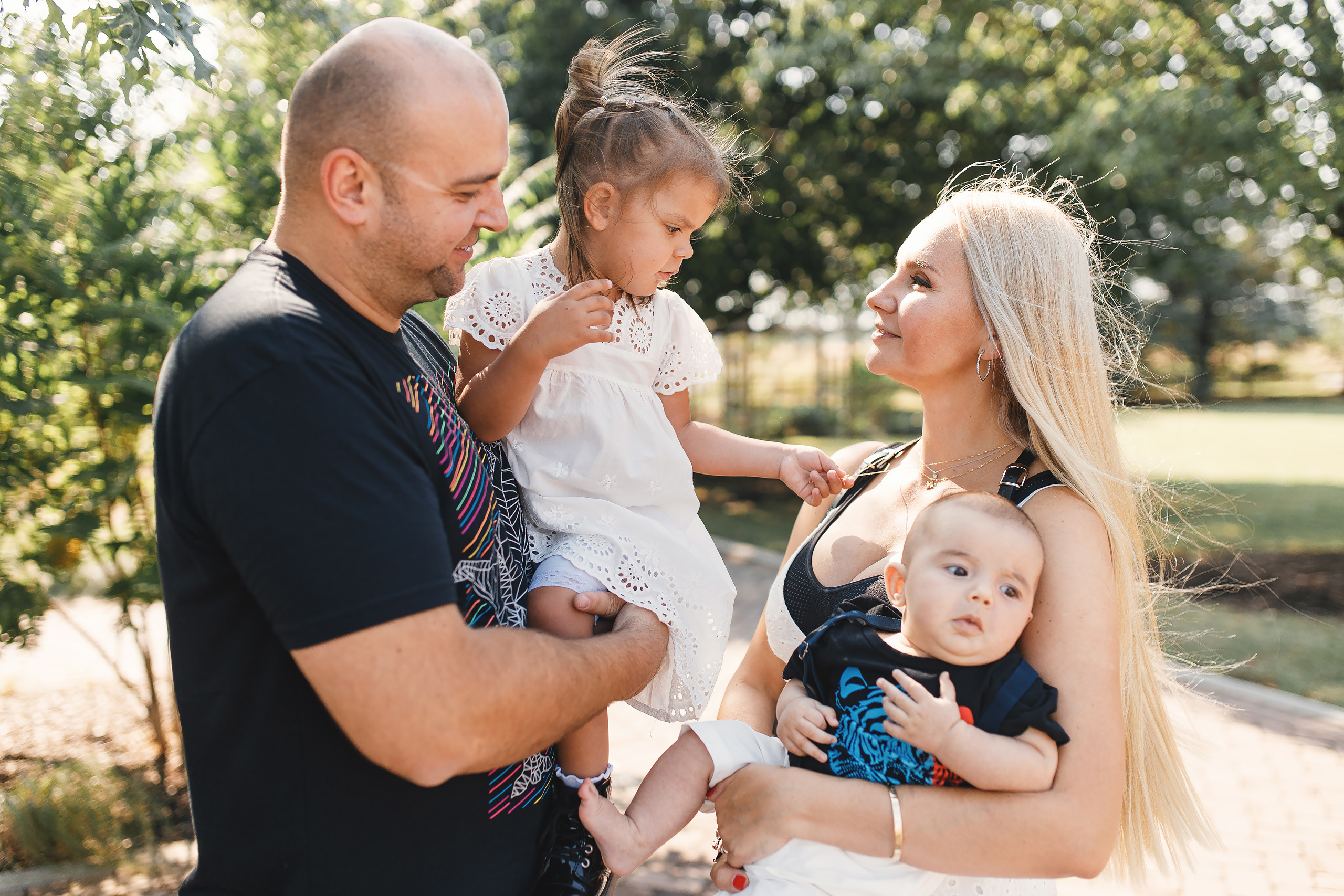 09.06.2020 Family photoshoot. Wedding family event photographer in Chicago Nick Yushevich