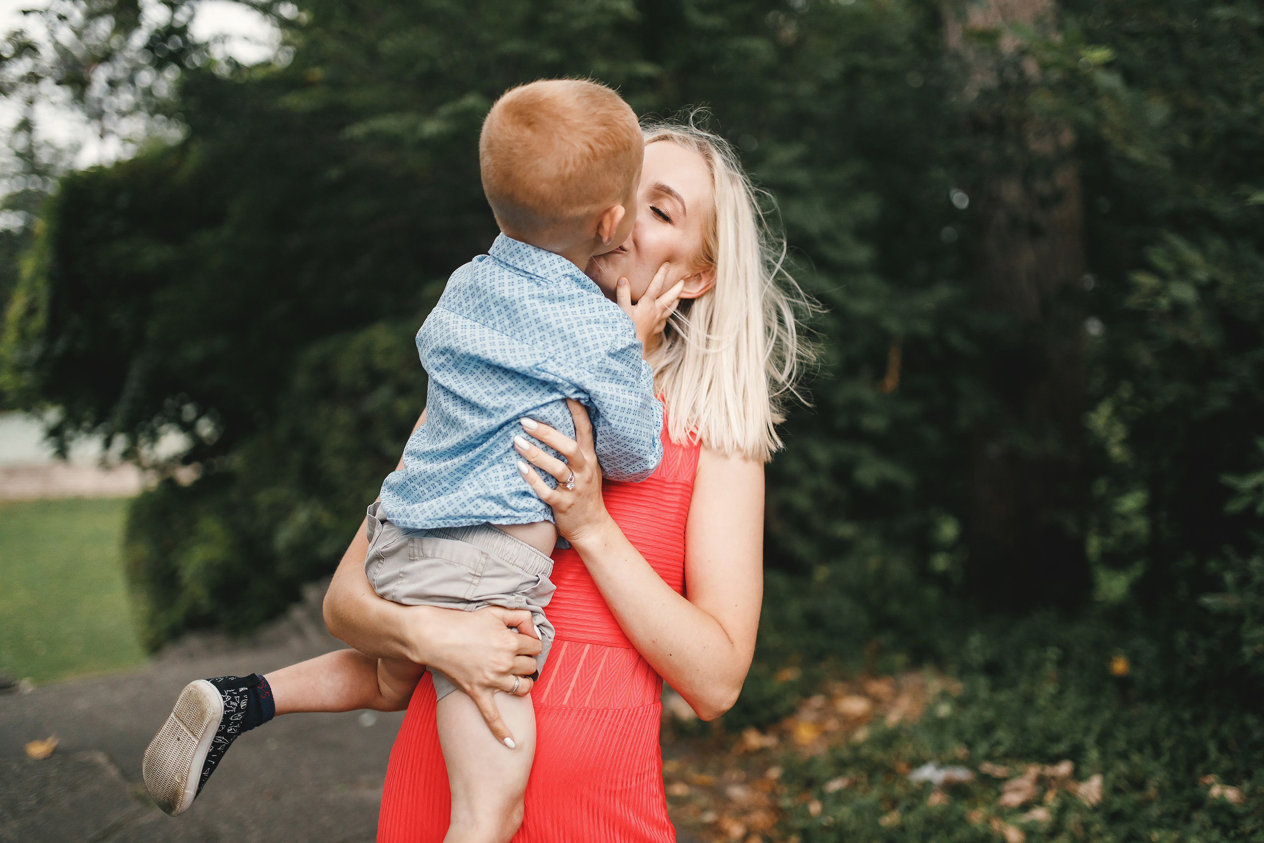 08.23.2020 Family photoshoot. Wedding family event photographer in Chicago Nick Yushevich