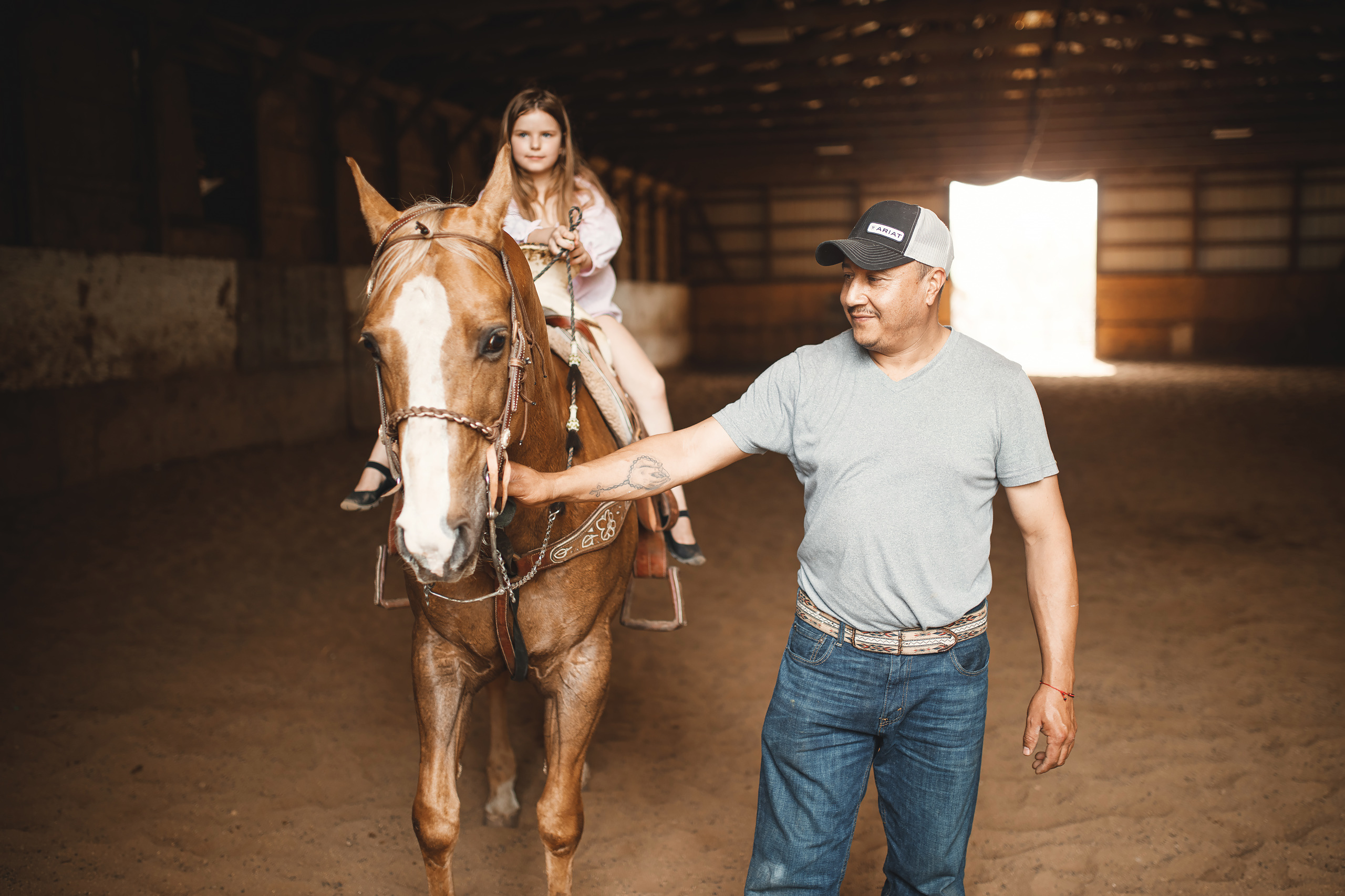 05.24.2020 Horse Farm. Wedding family event photographer in Chicago Nick Yushevich