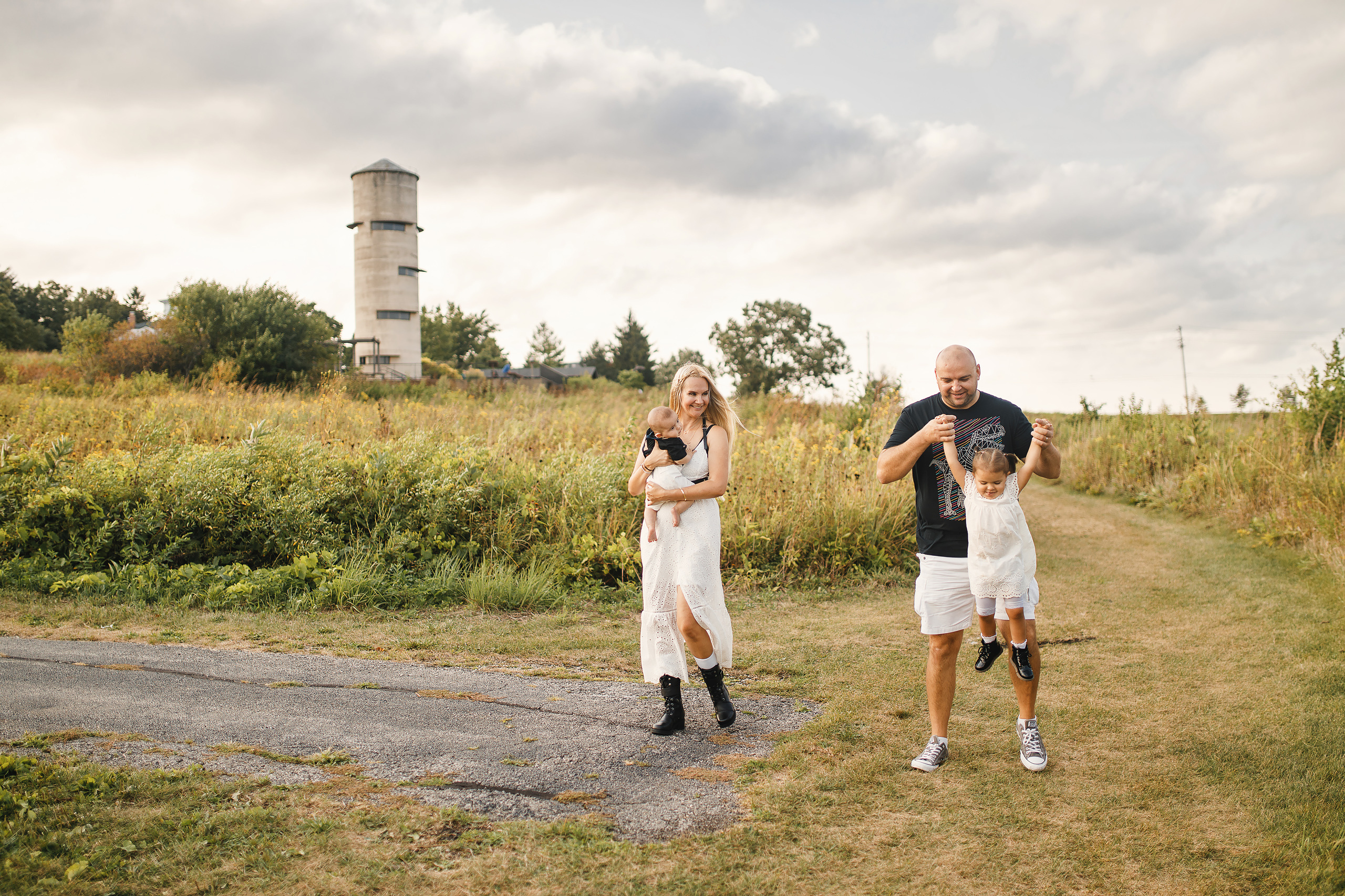 09.06.2020 Family photoshoot. Wedding family event photographer in Chicago Nick Yushevich