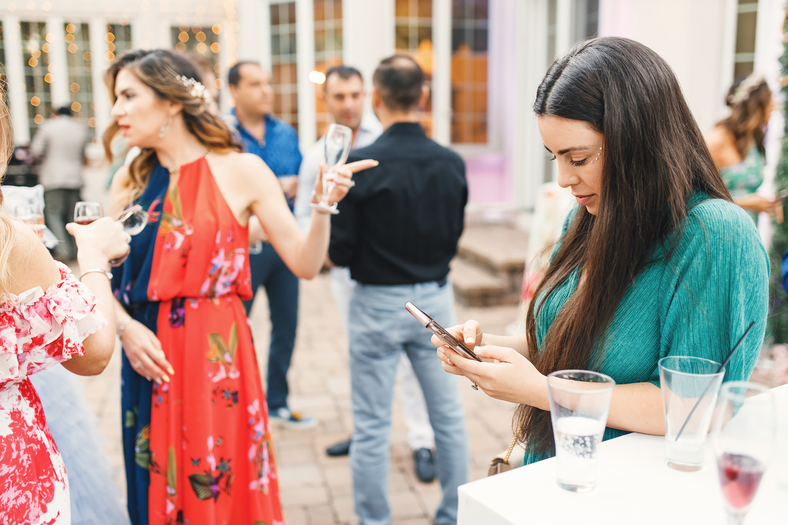 Katrina’s birthday. Wedding family event photographer in Chicago Nick Yushevich