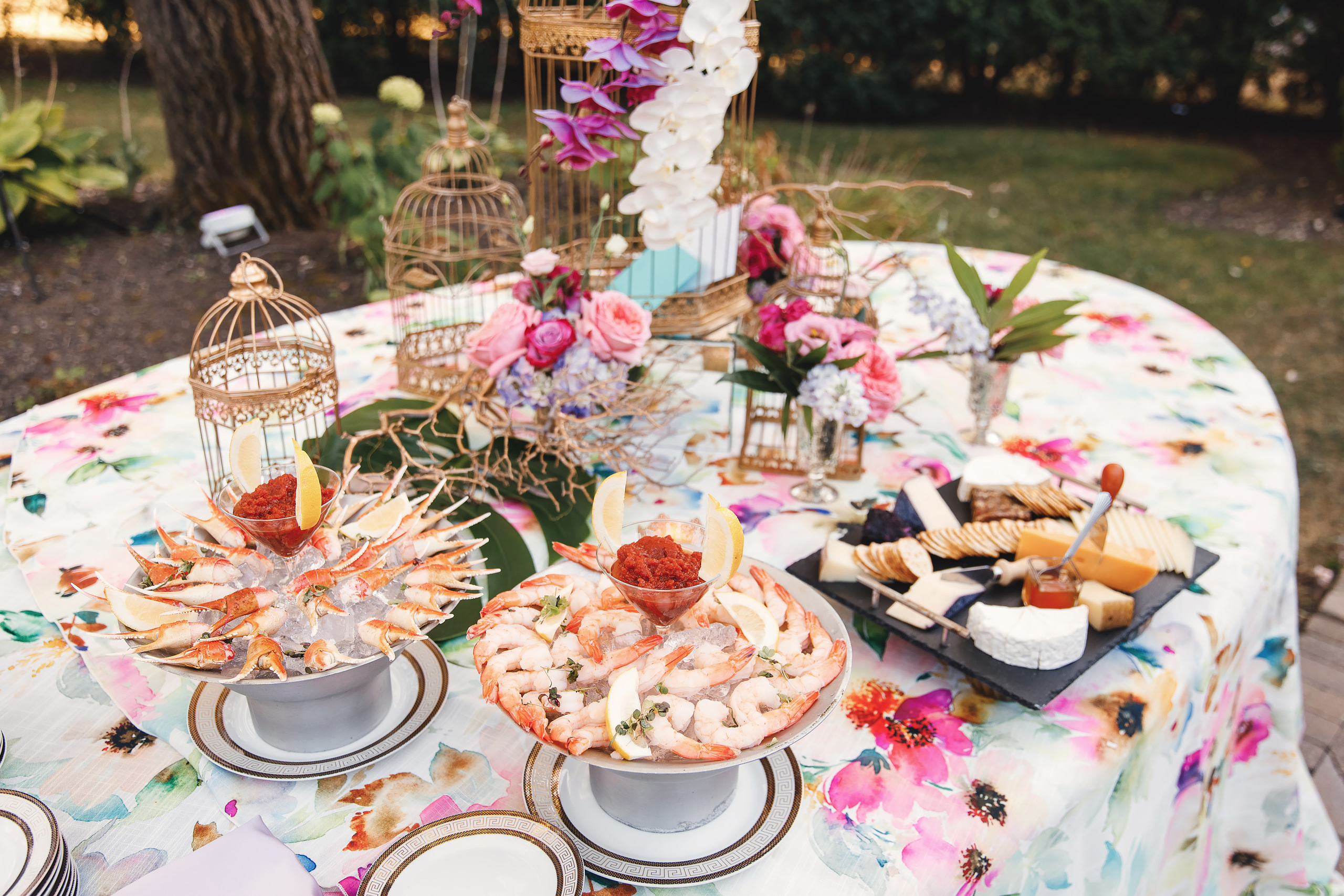 Katrina’s birthday. Wedding family event photographer in Chicago Nick Yushevich