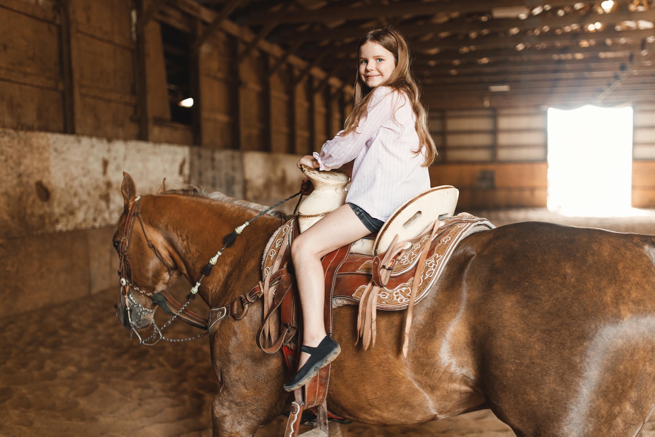 05.24.2020 Horse Farm. Wedding family event photographer in Chicago Nick Yushevich