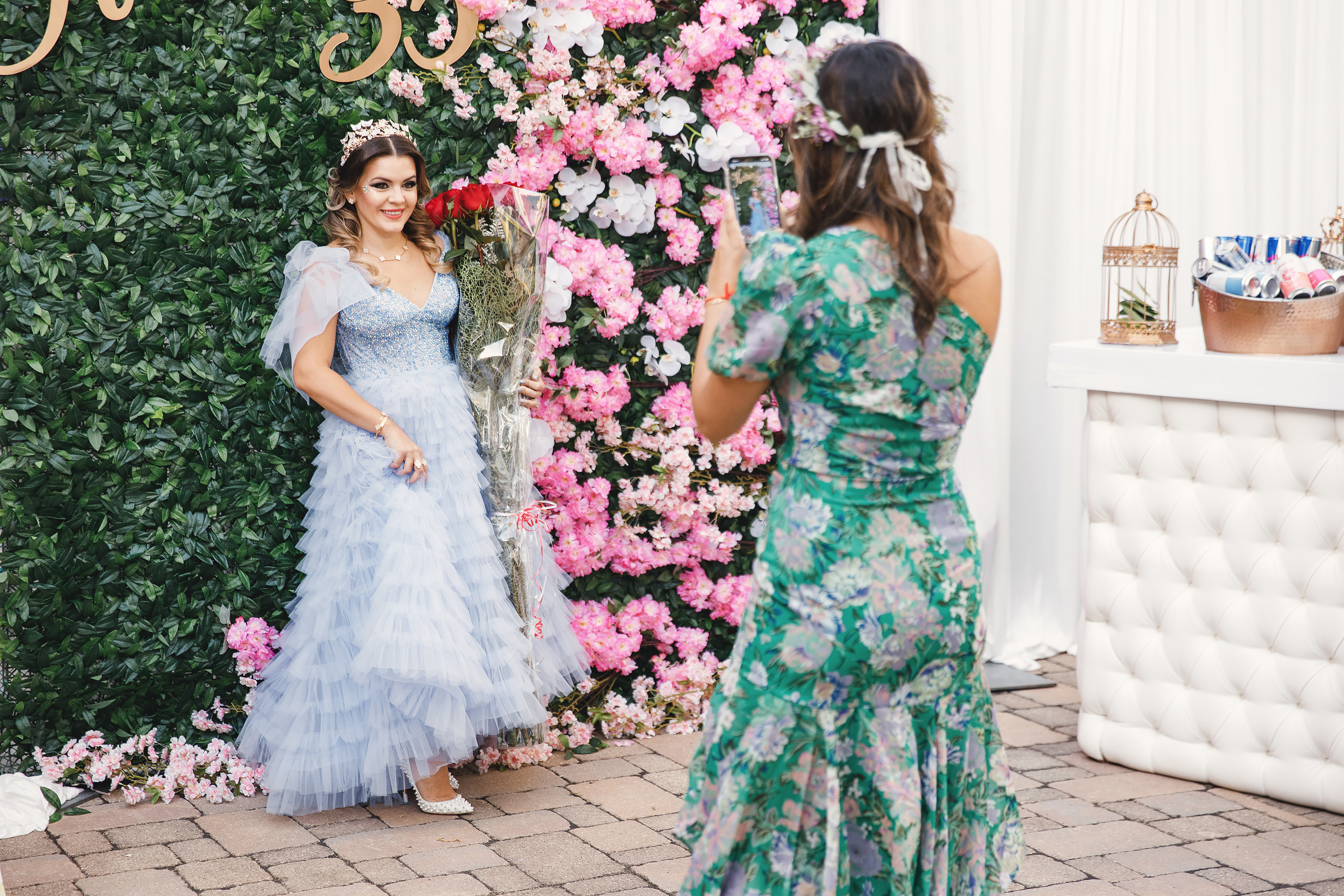 Katrina’s birthday. Wedding family event photographer in Chicago Nick Yushevich