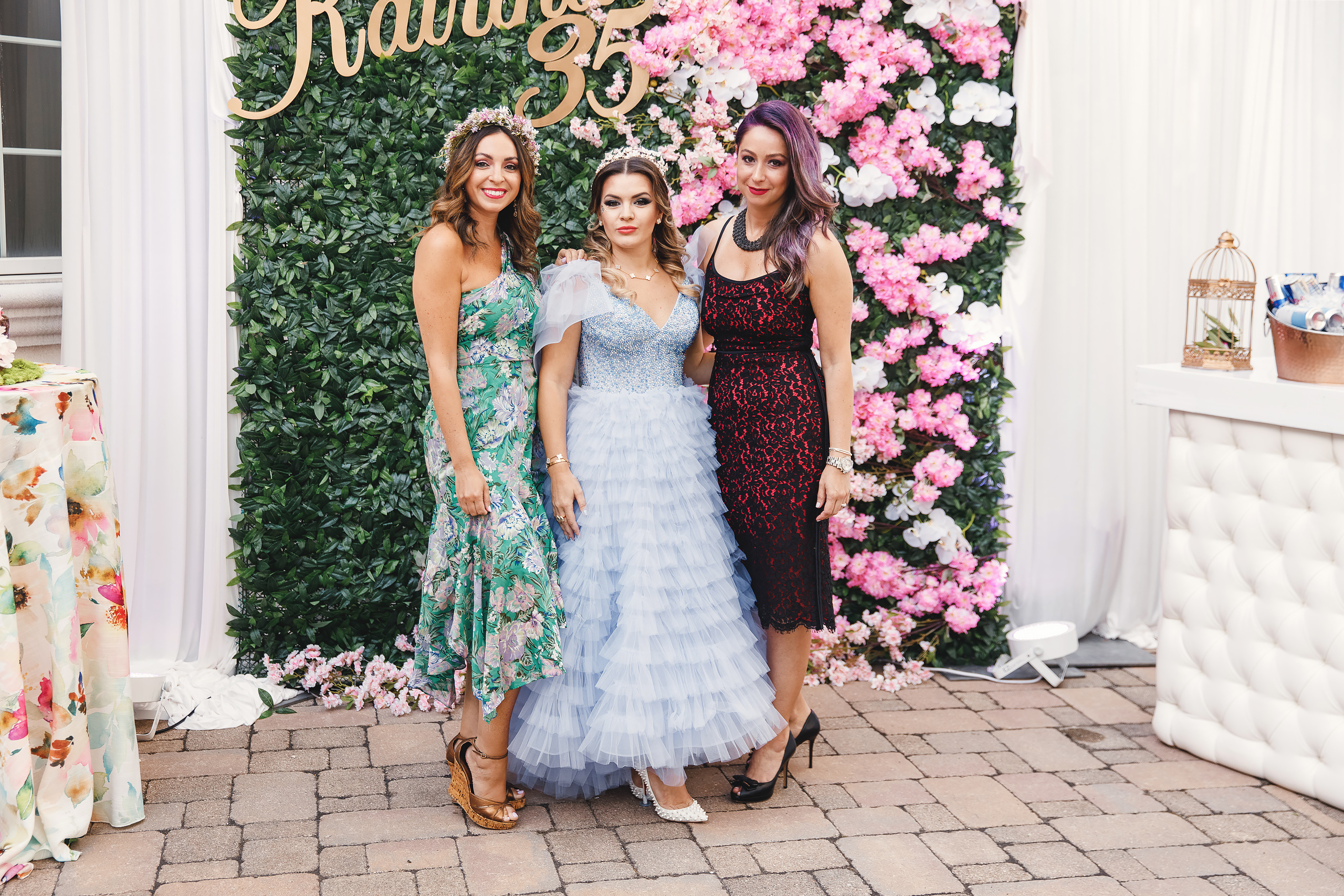 Katrina’s birthday. Wedding family event photographer in Chicago Nick Yushevich