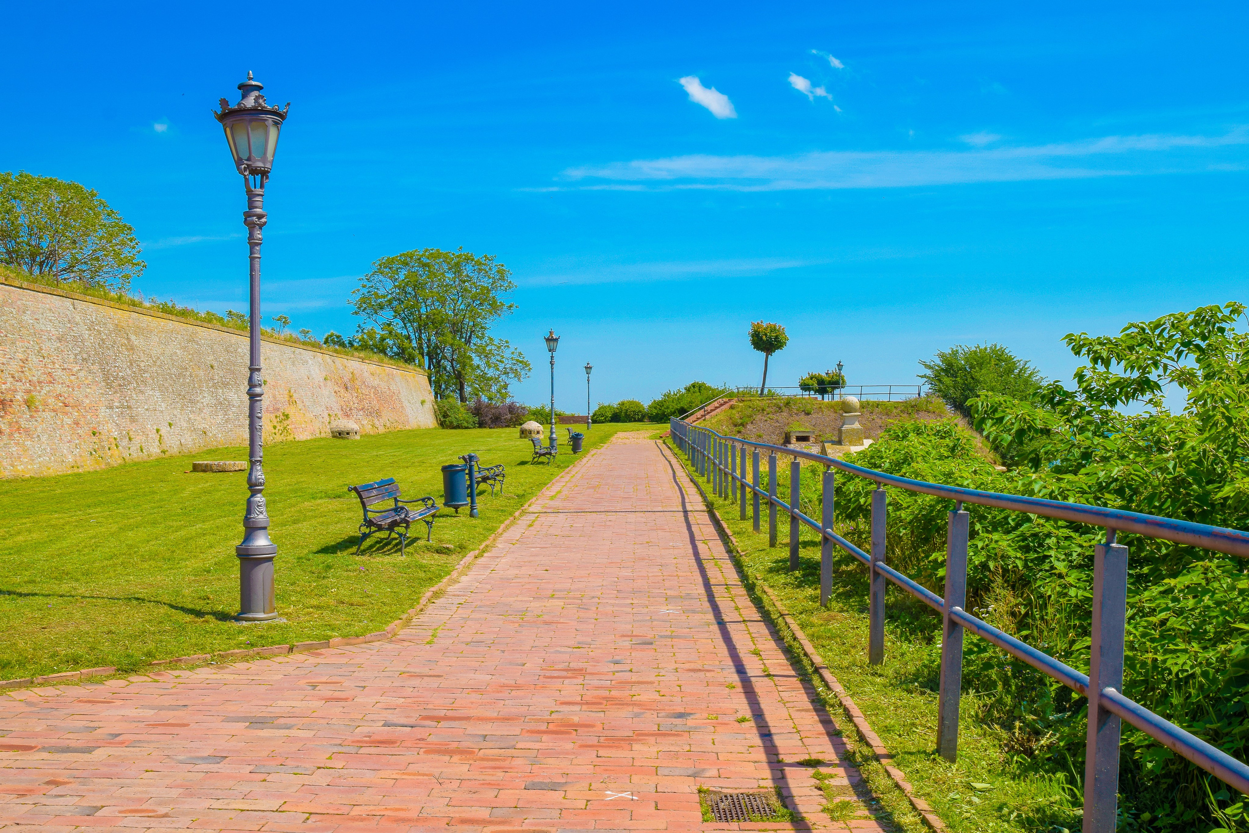 Петроварадин - галерија на продају. Викторија Федосеенко, фотограф у Србији
