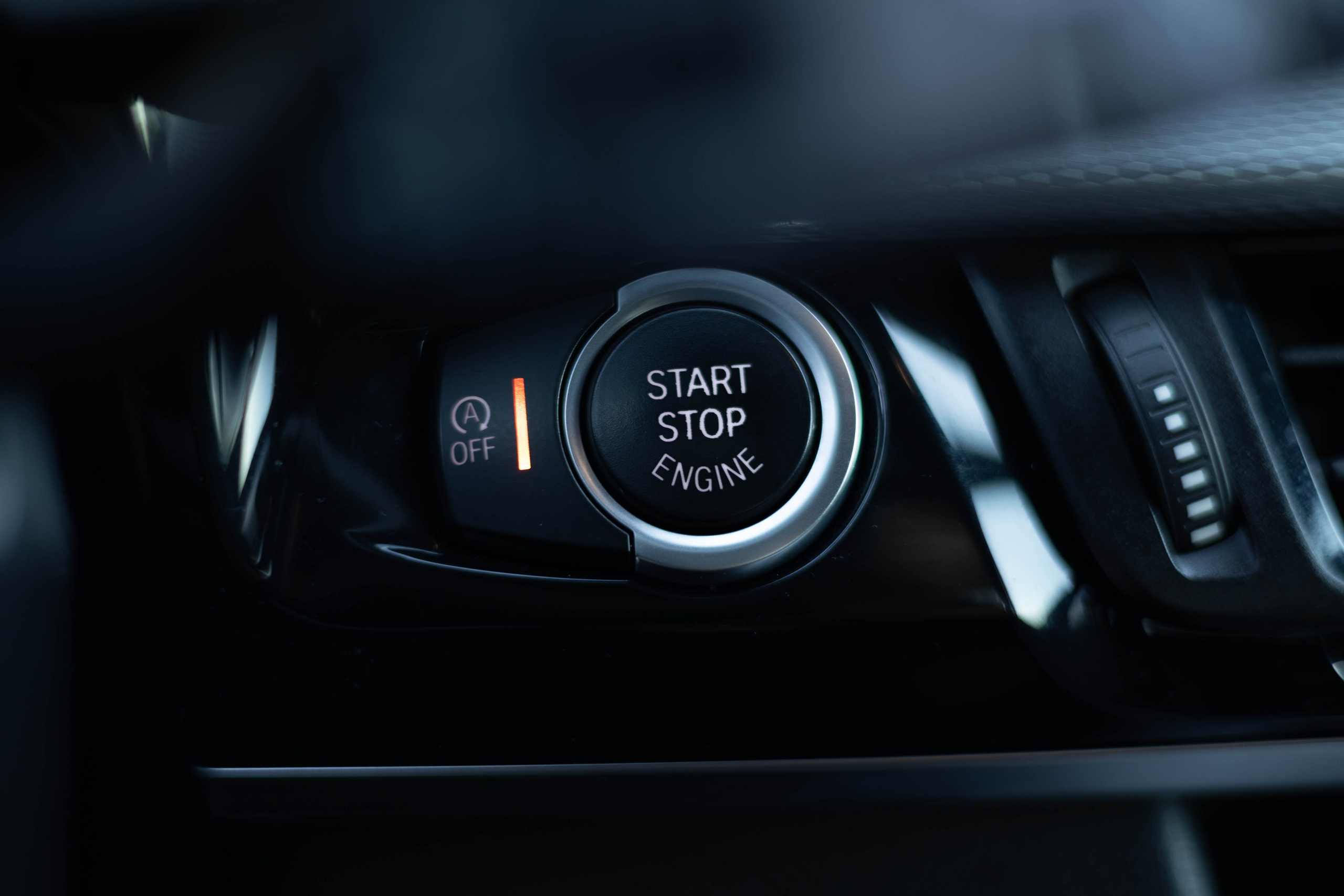 Съемка авто на продажу Кишинев. Семейный фотограф Кишиневе, Молдова Врабий Ольга