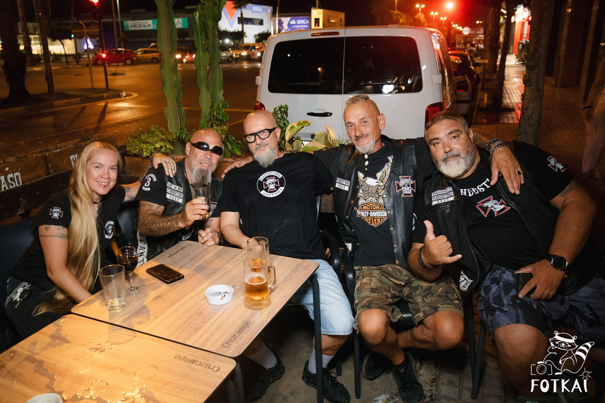 Santi Campillo en El Paso Rock Bar Torrevieja: Reportaje fotográfico 30.08.25 | FOTKAI