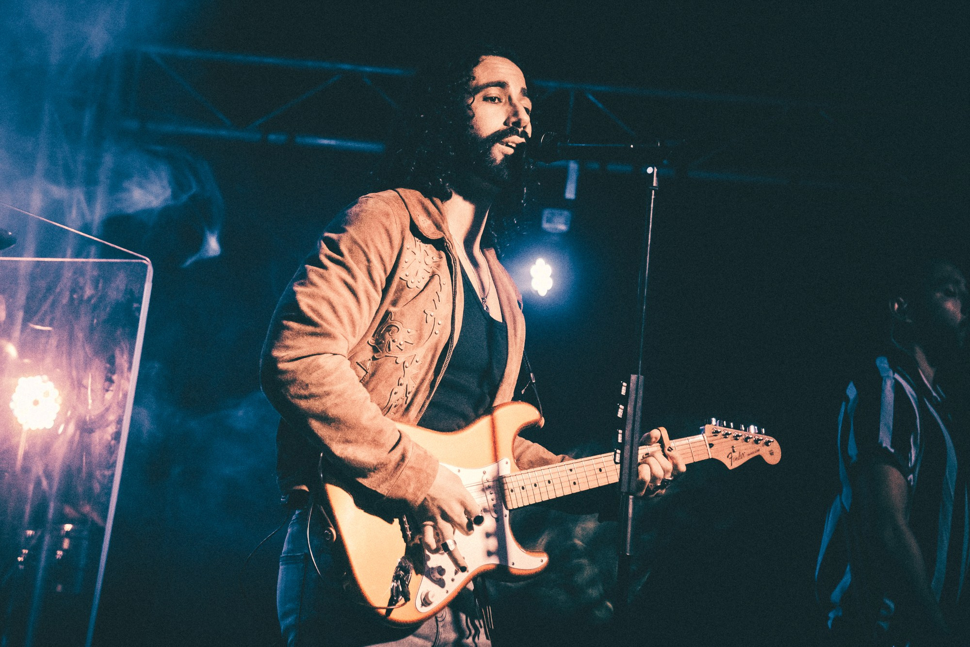 DENISDENIS — reportaje fotográfico del concierto en la Sala Marearock (Alicante) | FOTKAI