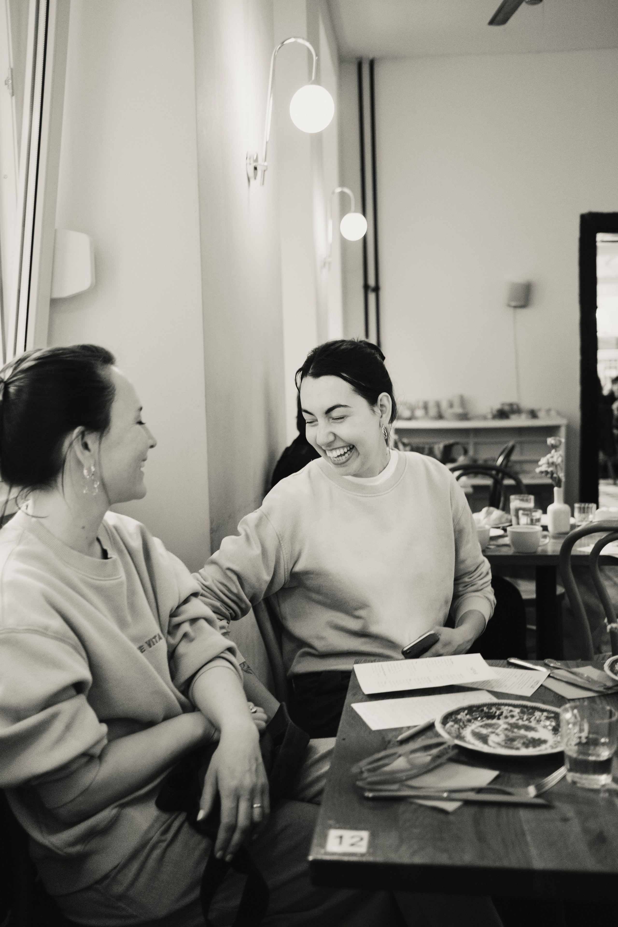 Artél. Professional Photographer in Berlin — Portraits, Love Story, Events, F