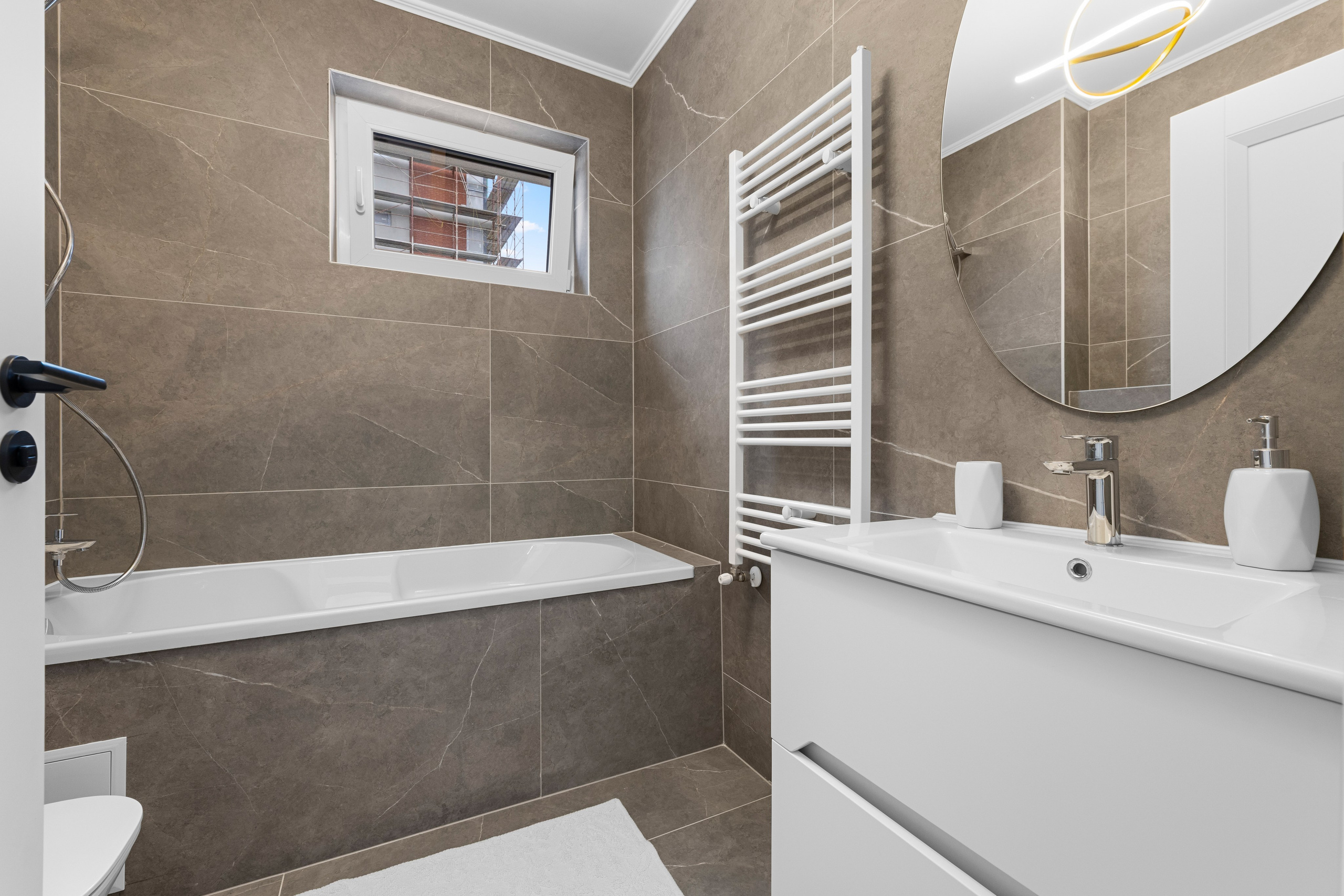 INTERIOR - REALESTATE. Samuel Ciobanu