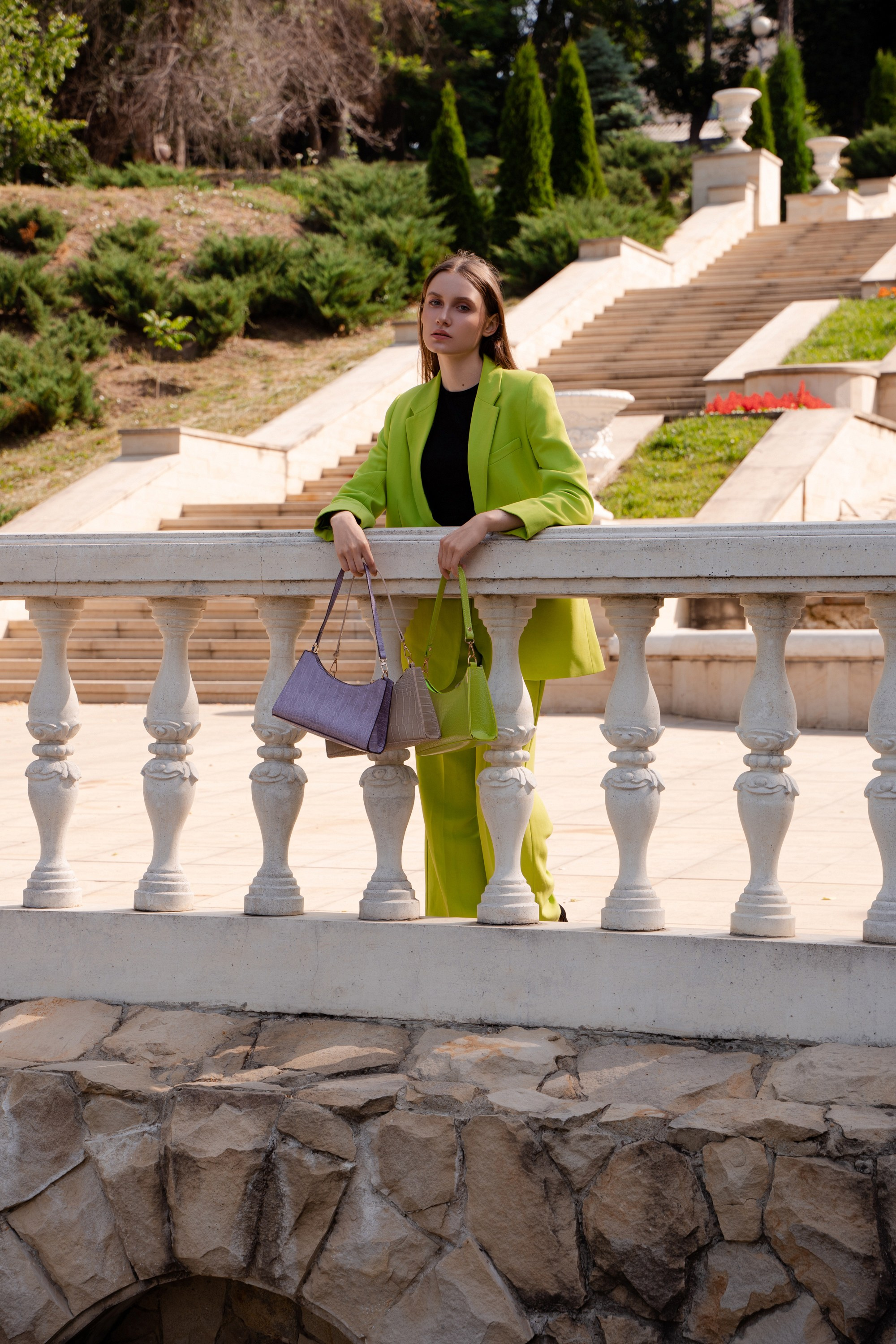 Monreve. Привет