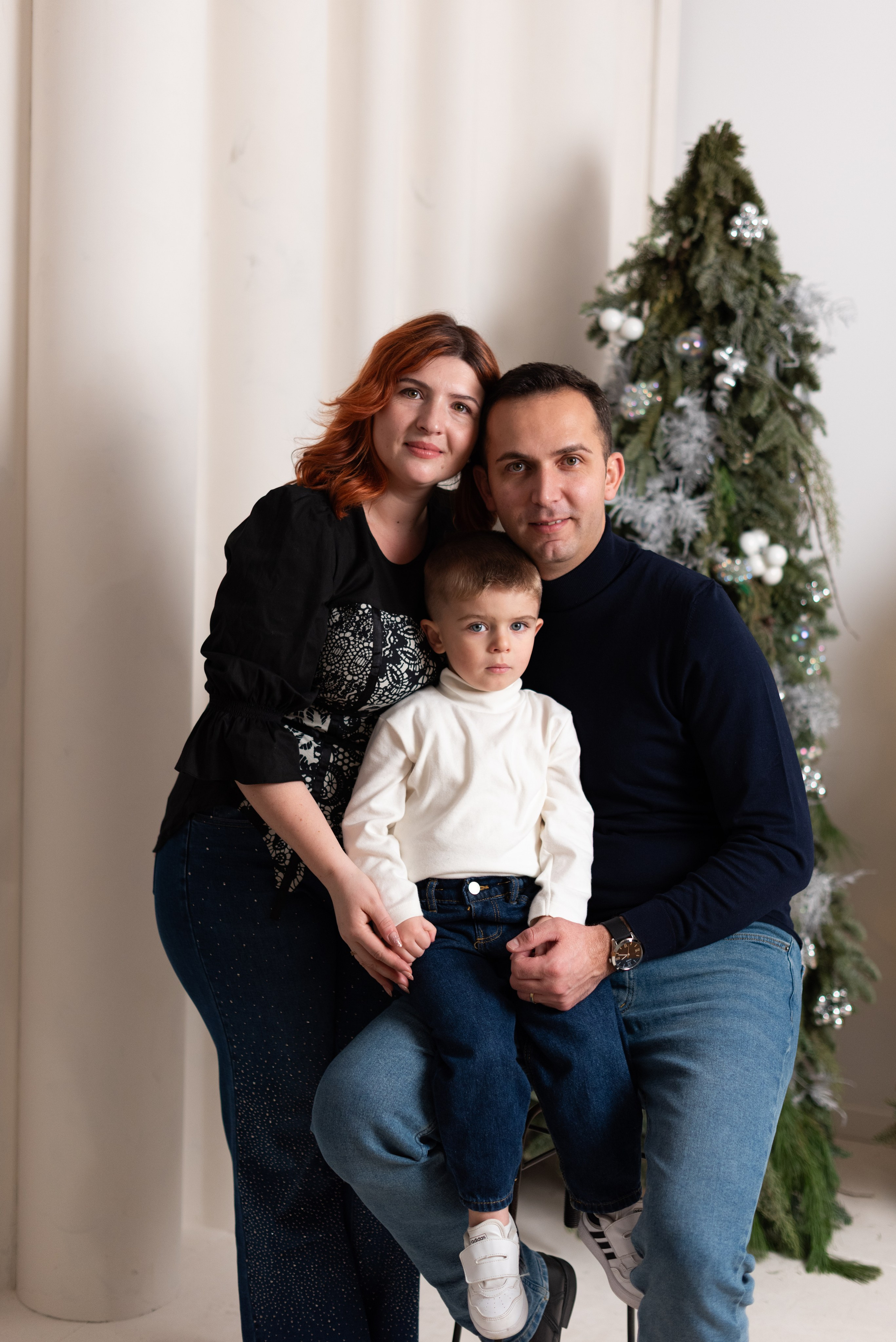 Family. Fotograf de nou-nascuti, maternitate si familie din Brasov