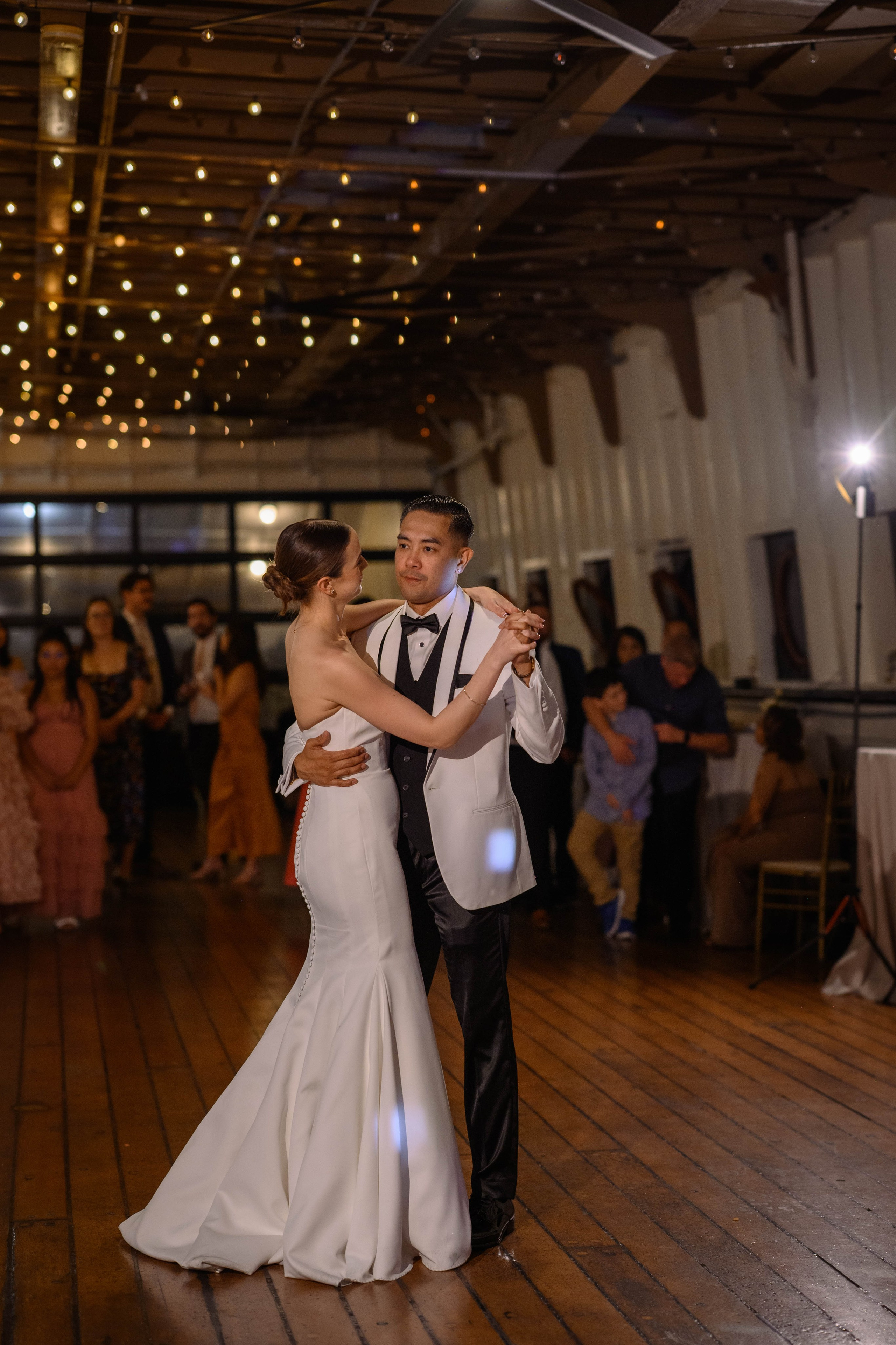 Kevin & Katie. Wedding & portrait photography in the Seattle Area. Helen Michelle photographer