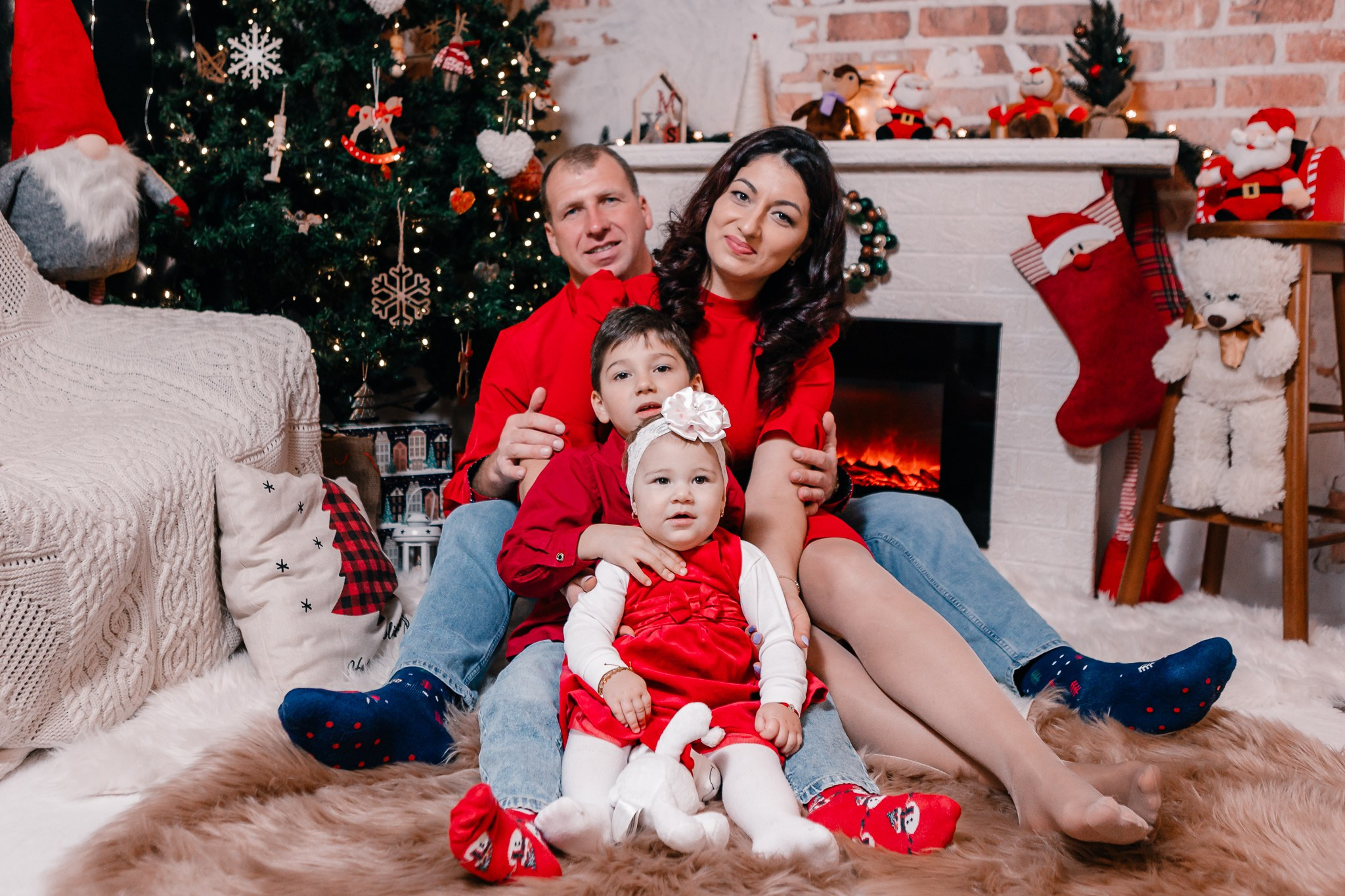 Happy. FotoACTIV.ro - Imaginea ta contează